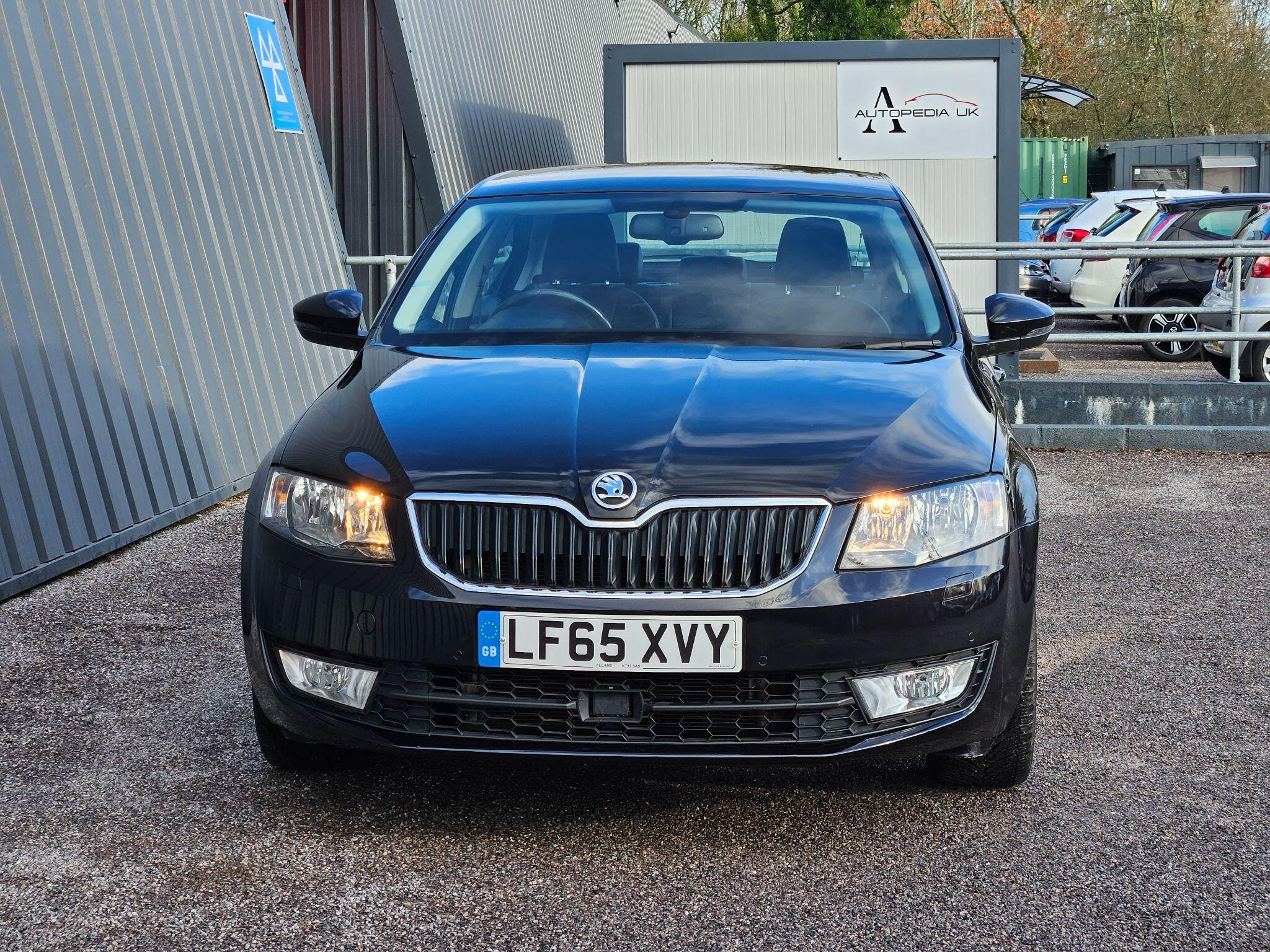 2015 Skoda Octavia image 10