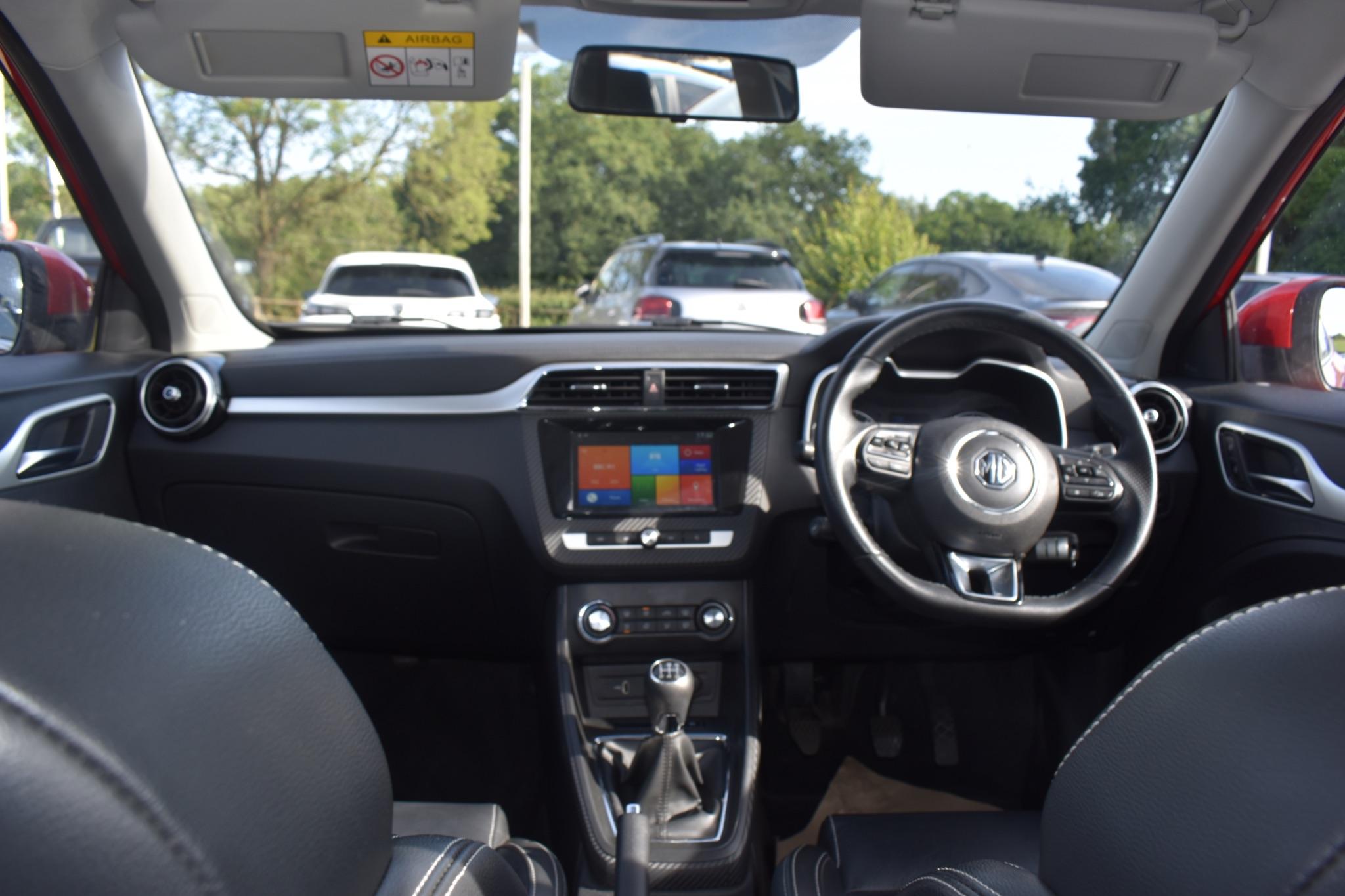 MG ZS - 1.5 VTi-TECH Exclusive Euro 6 (s/s) 5dr - Image 17