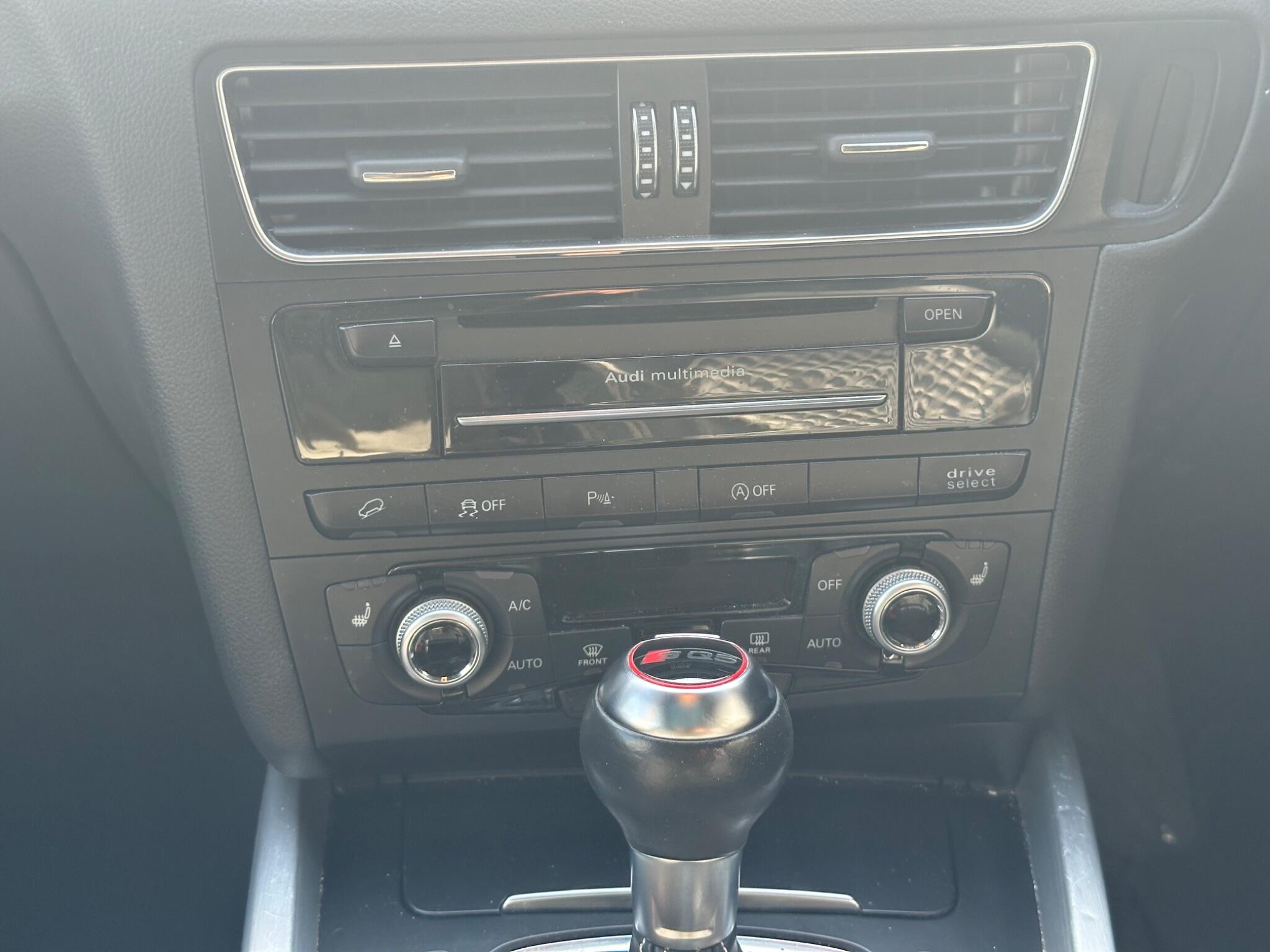 Audi SQ5 view 31
