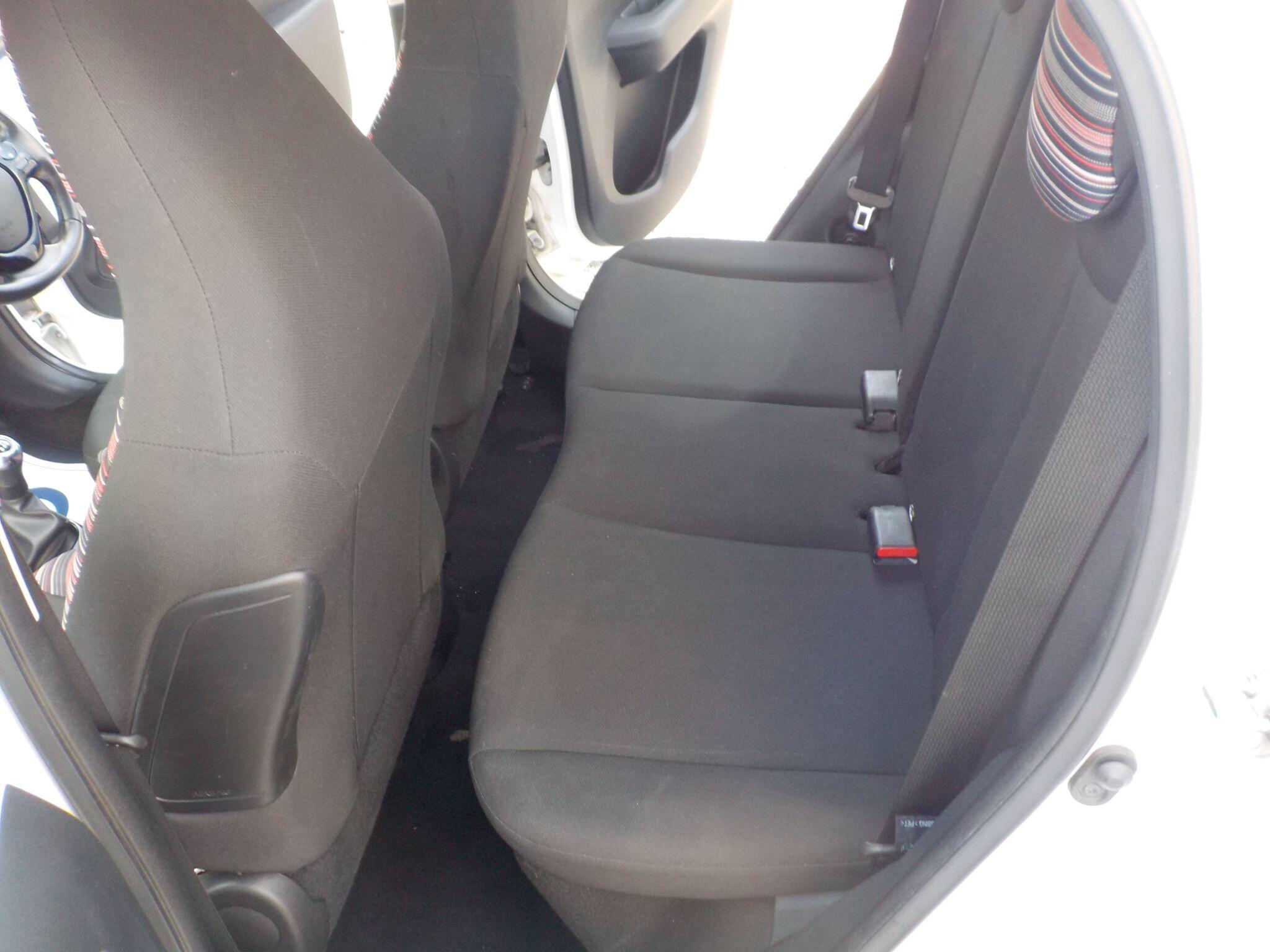 Citroen C1 1.0 VTi Shine Euro 6 (s/s) 5dr