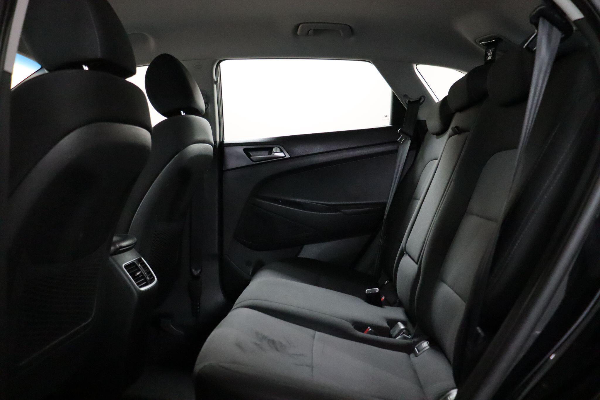 Hyundai Tucson view 41