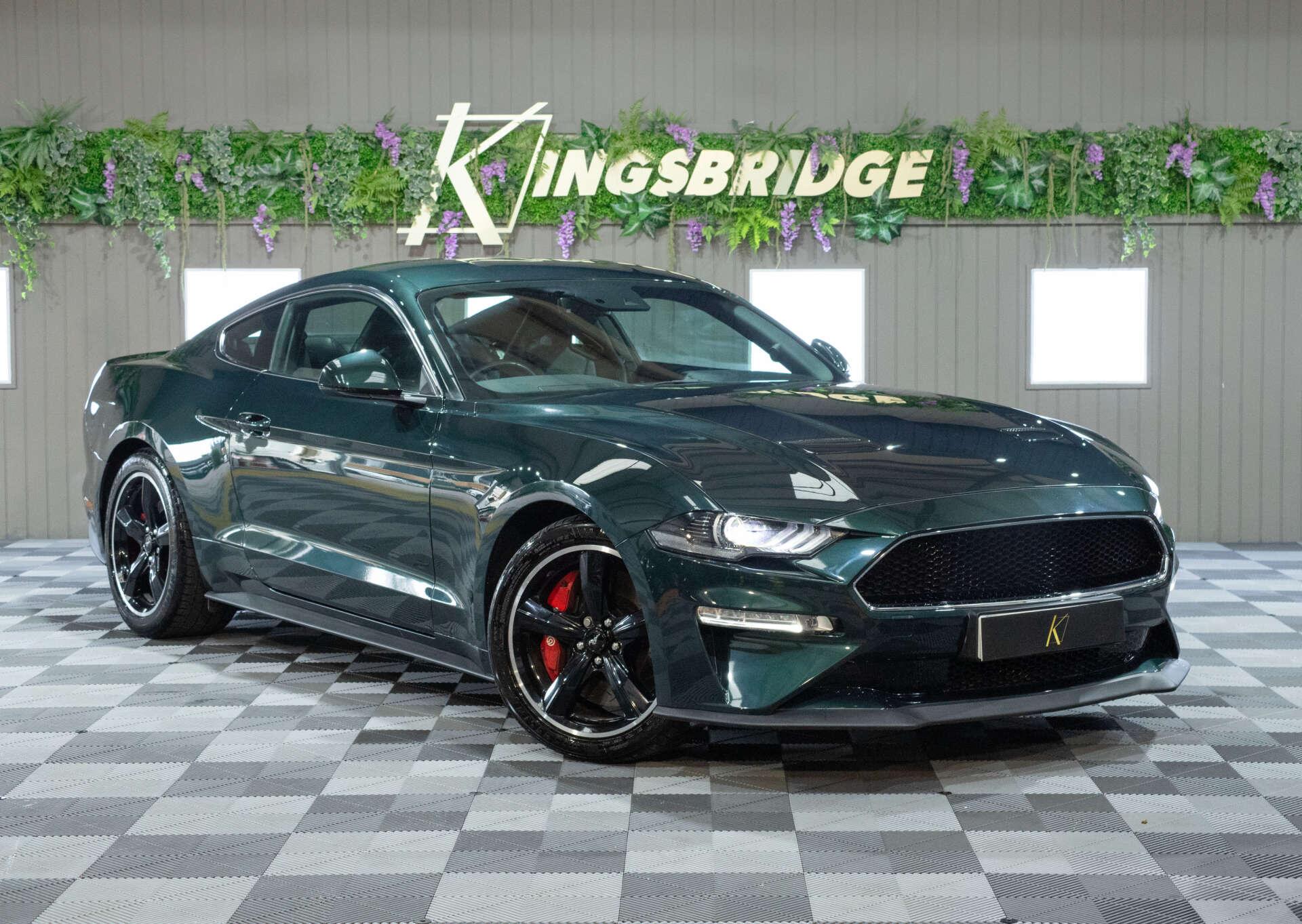 Ford Mustang view 9