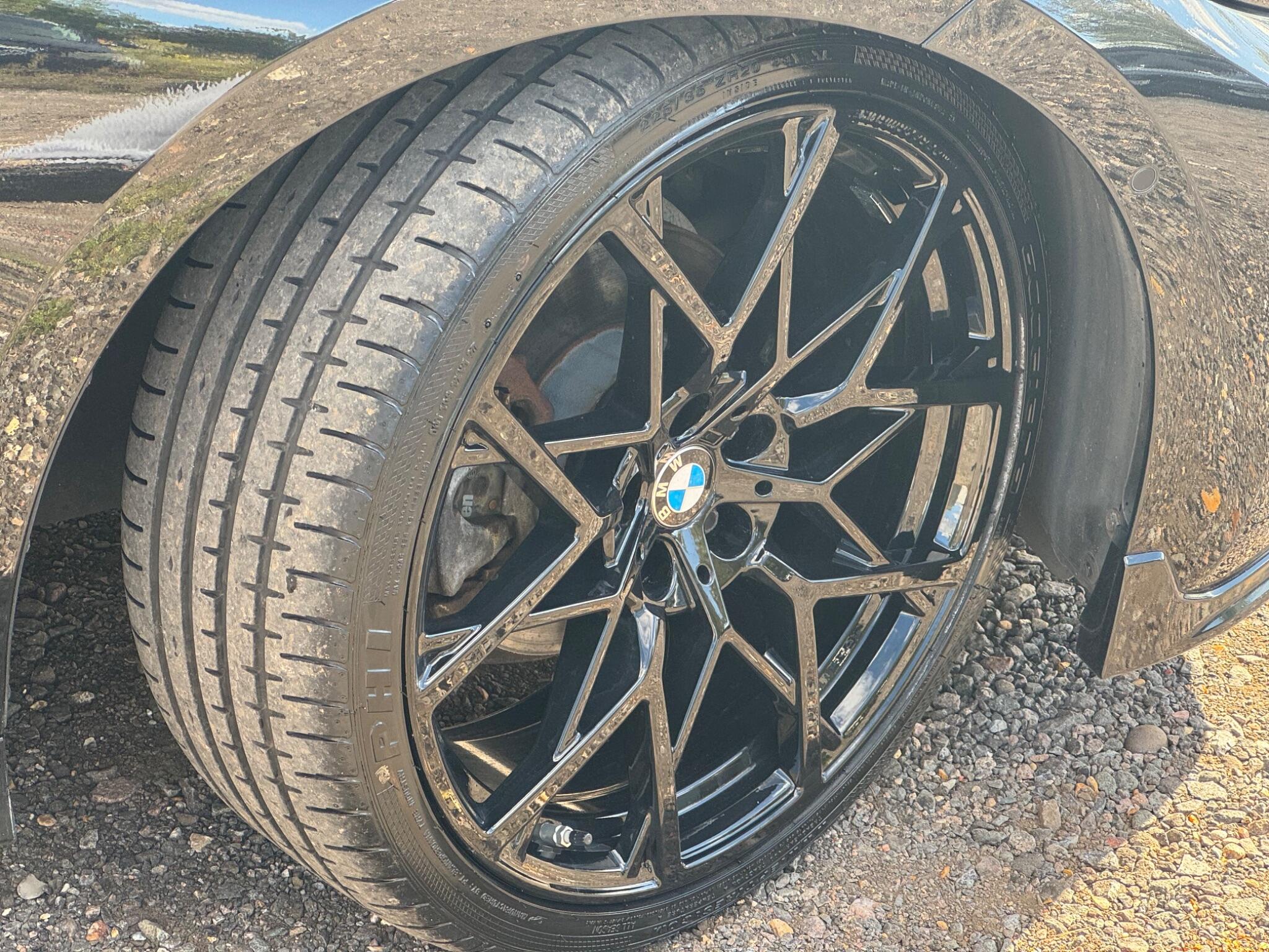 BMW 3 Series view 37