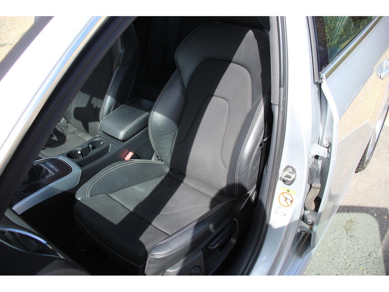 Audi A4 view 26