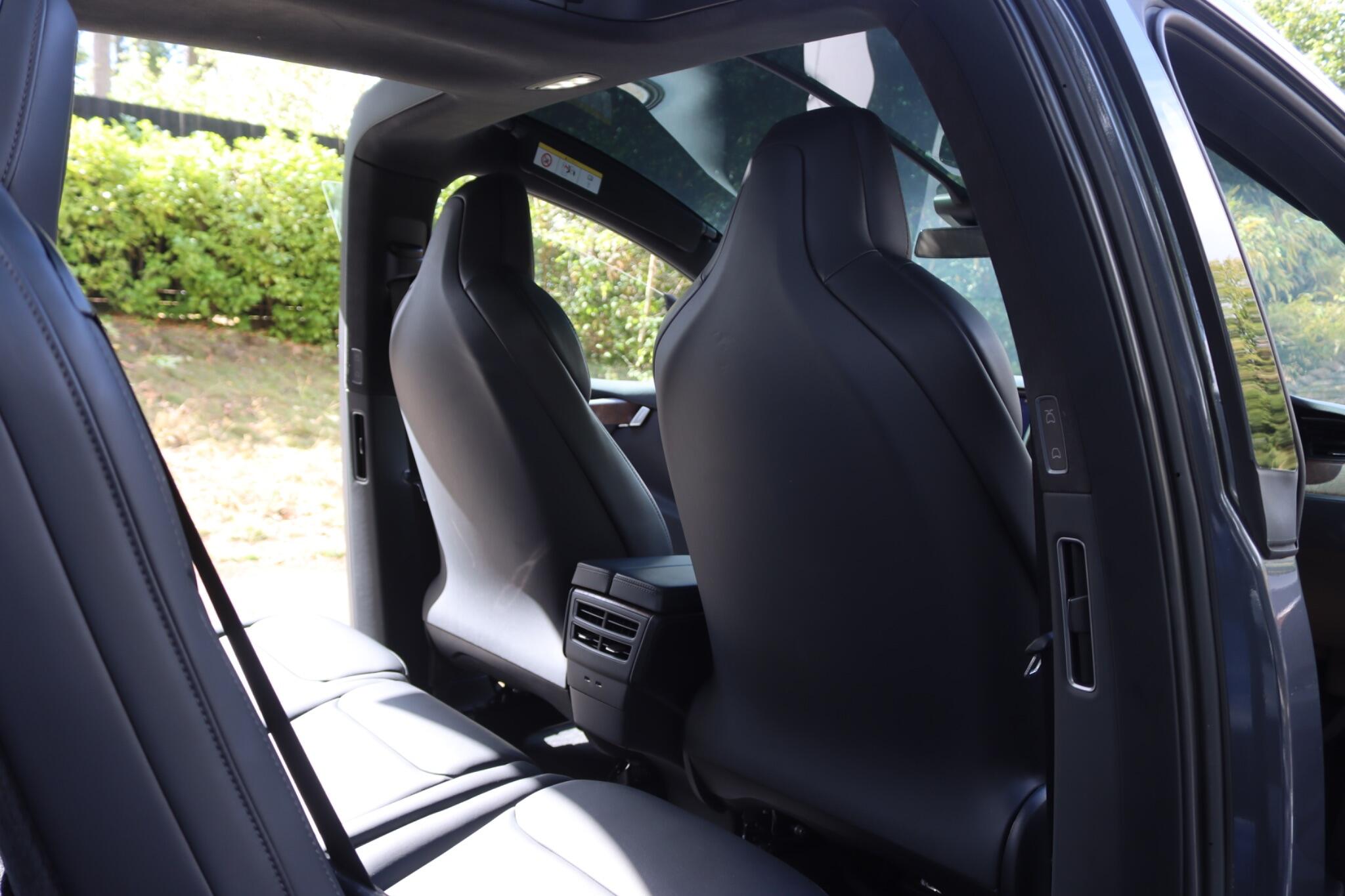 Tesla Model X view 46