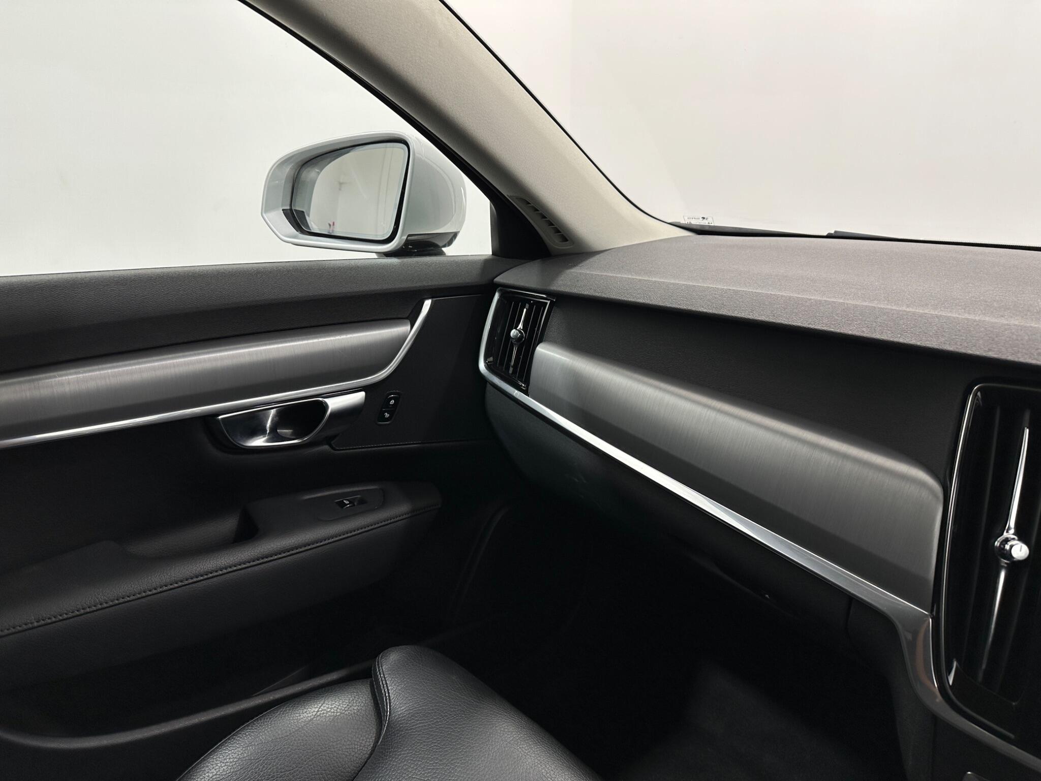 Volvo V90 view 26