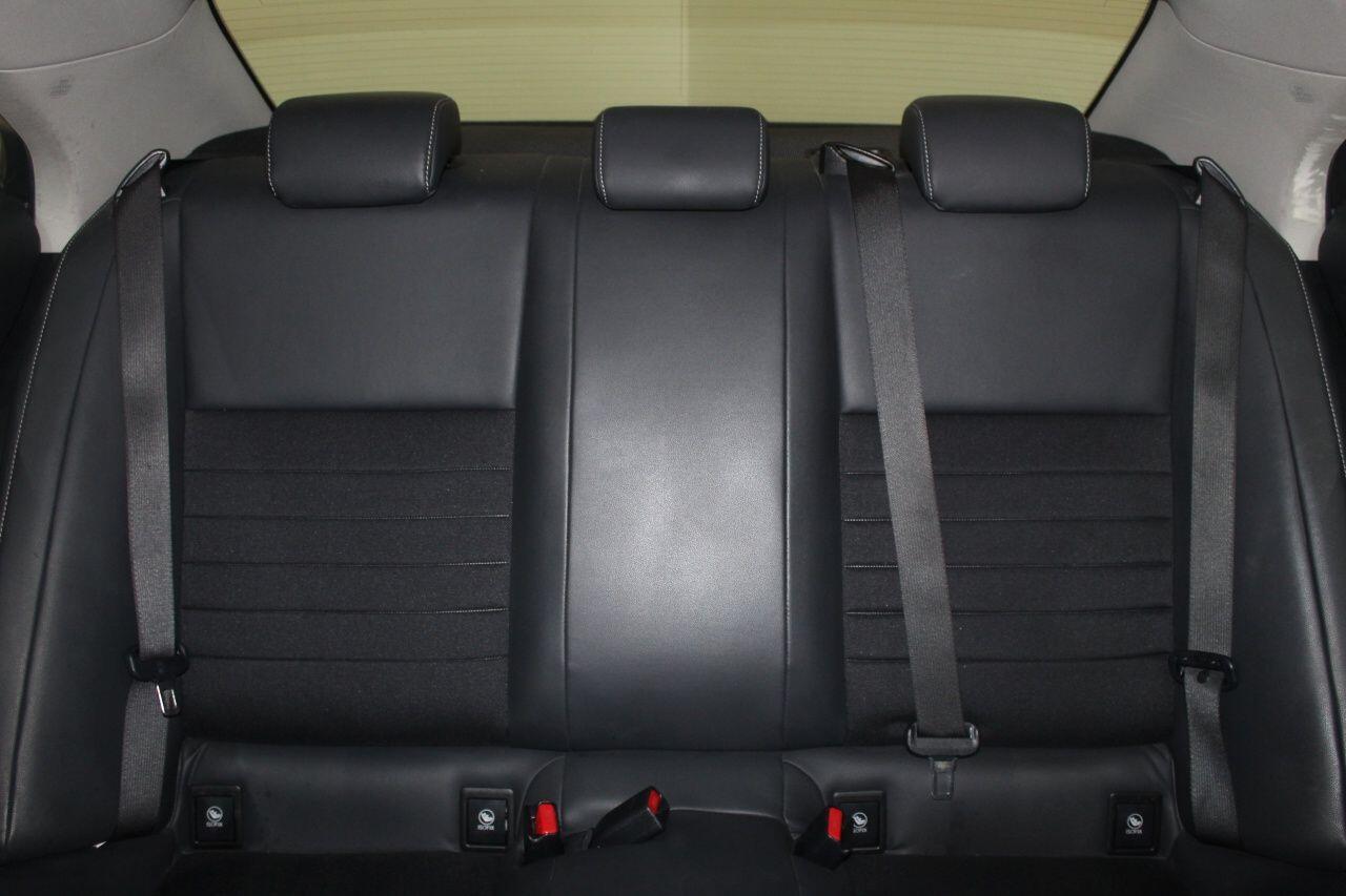 Lexus Is view 58