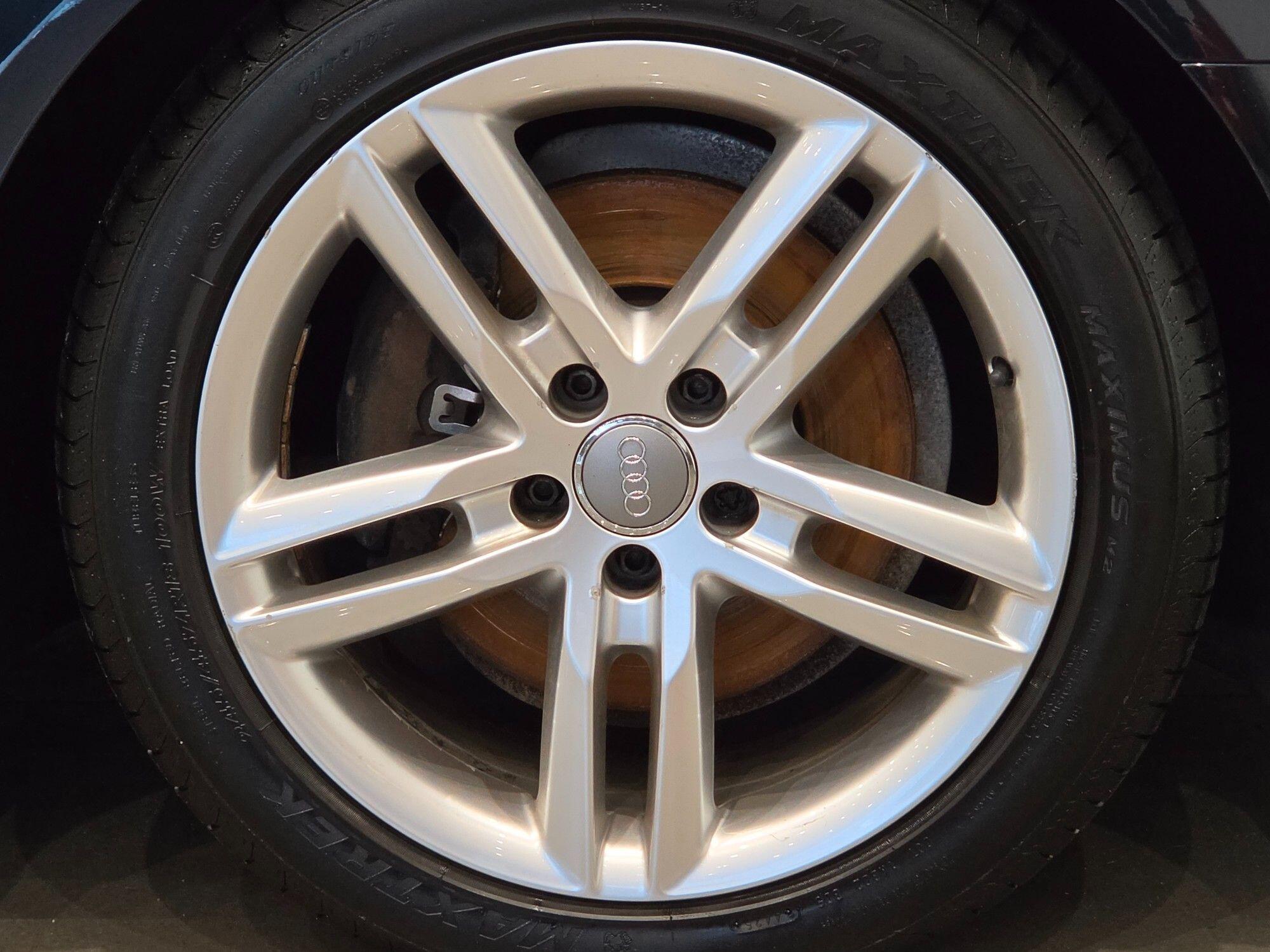 Audi A6 view 4