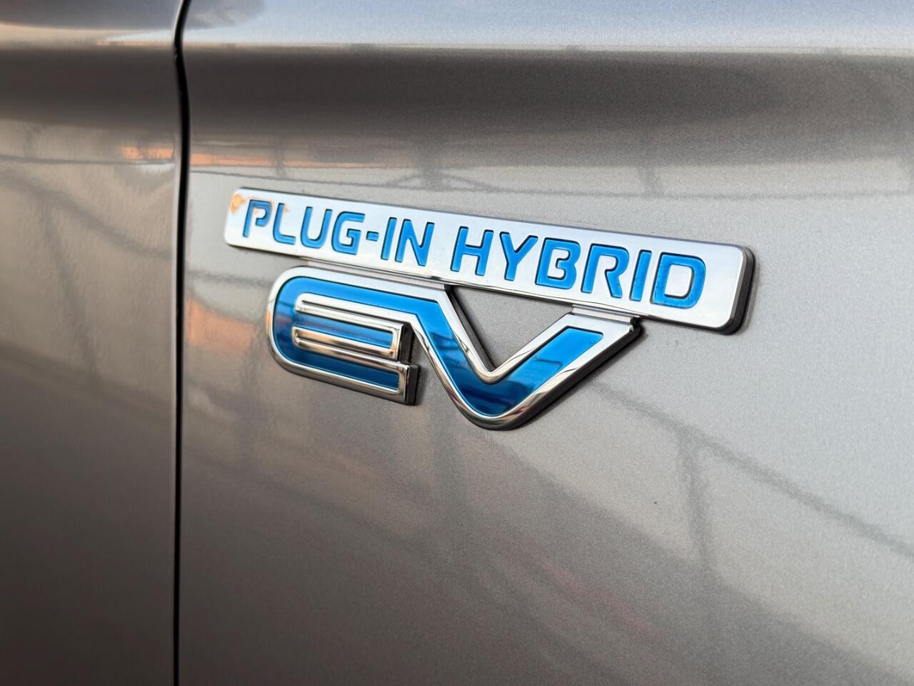 Mitsubishi Outlander view 33