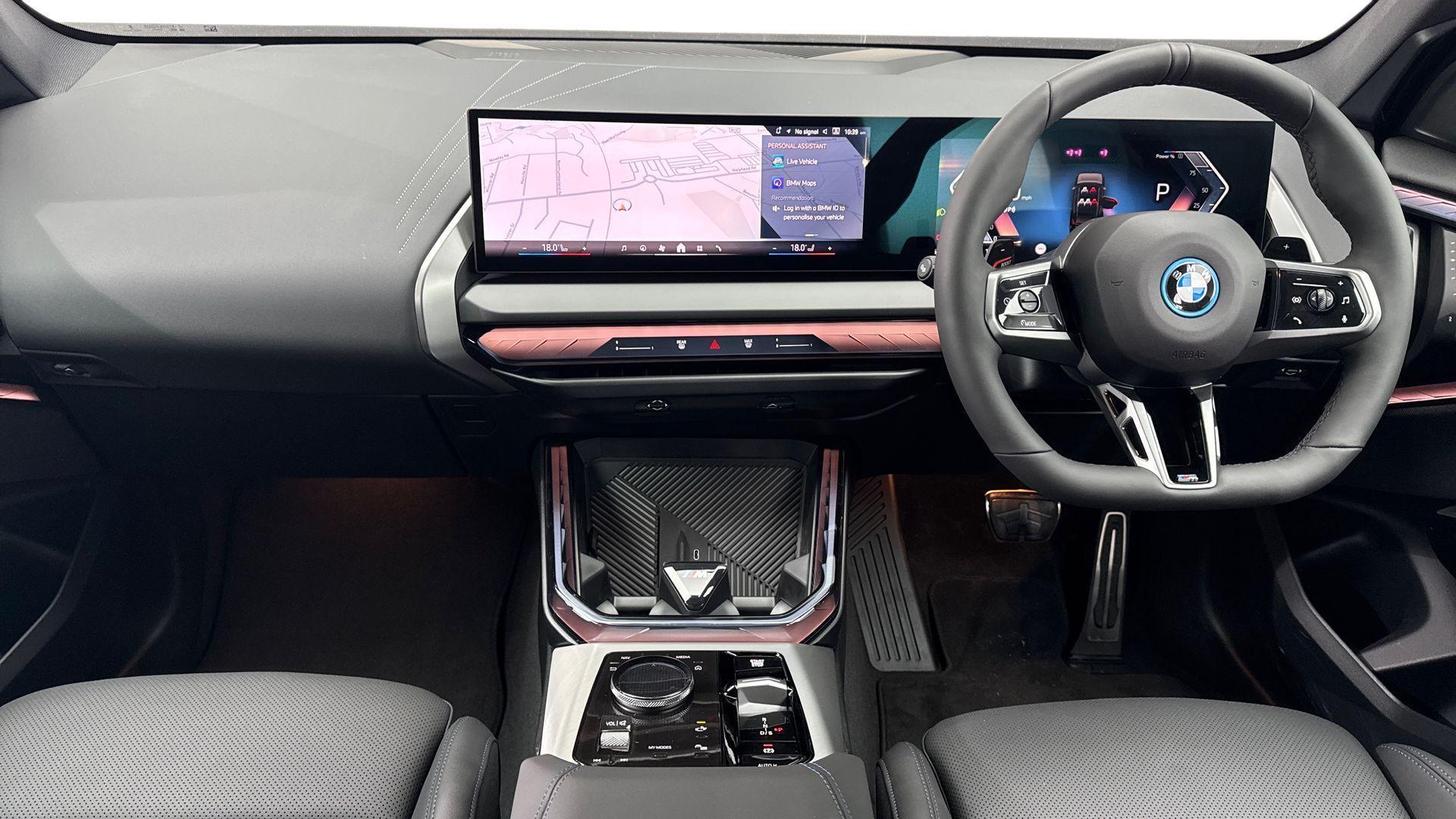 BMW X3 view 11