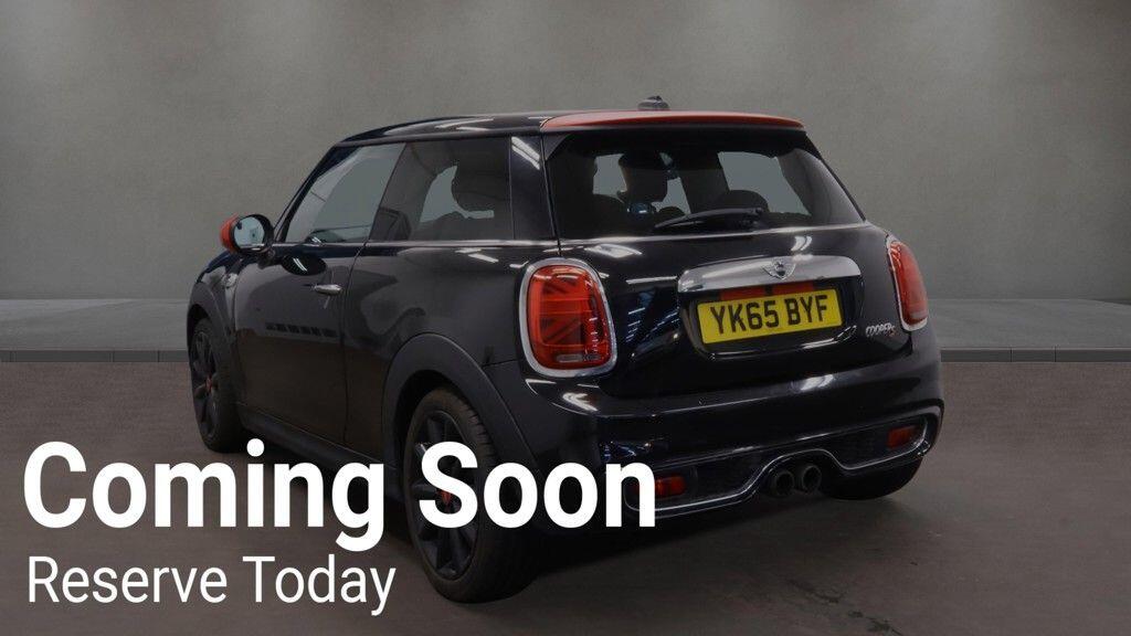 Mini Cooper view 3