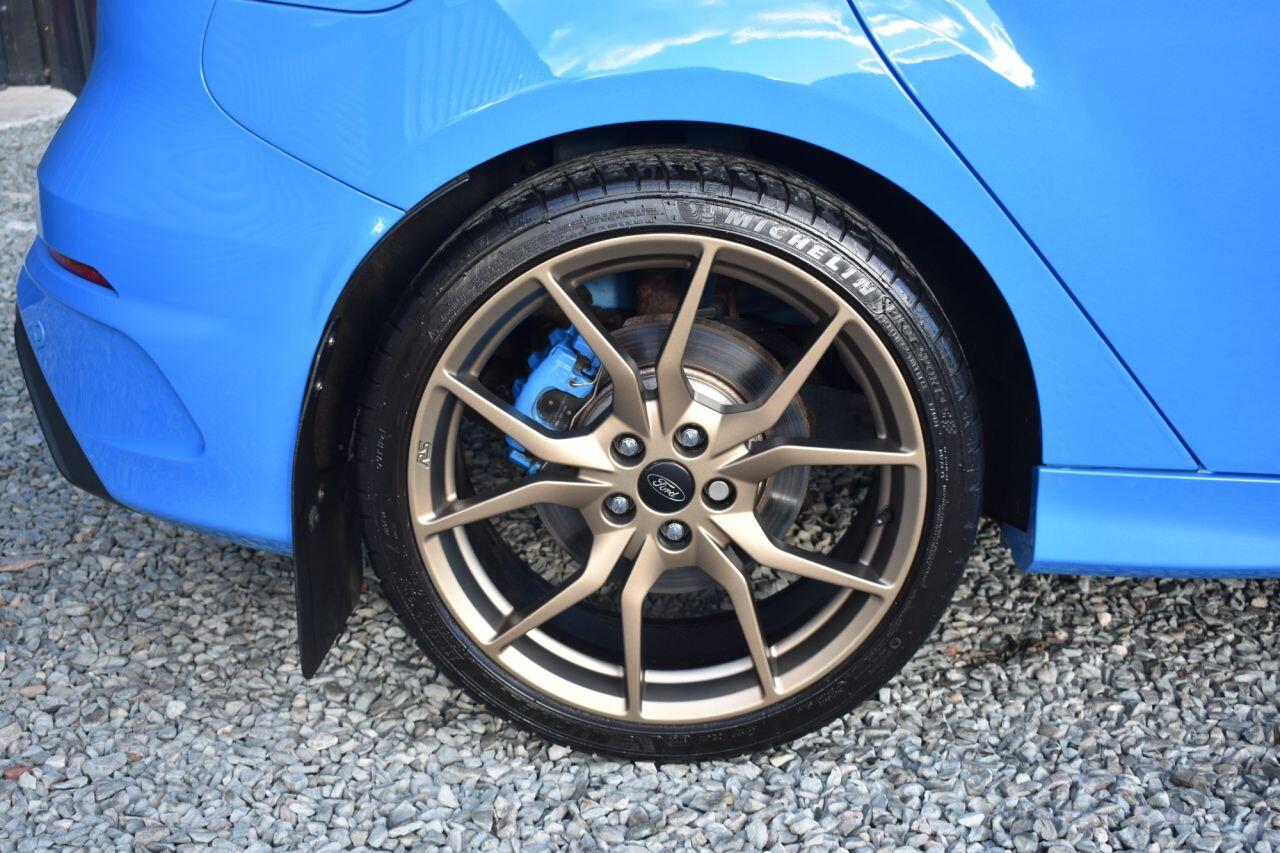 Ford Focus view 15