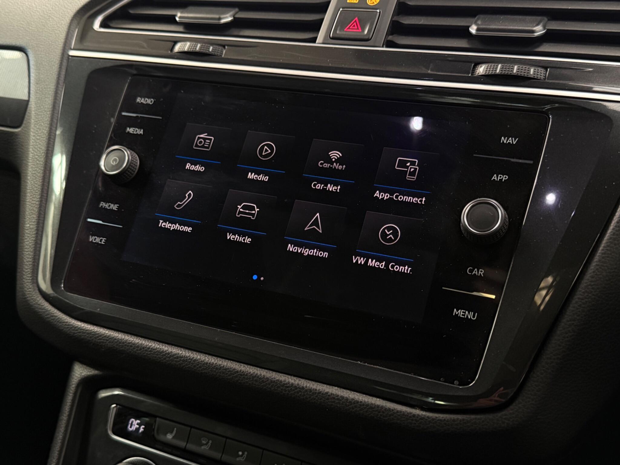 Volkswagen Tiguan view 26