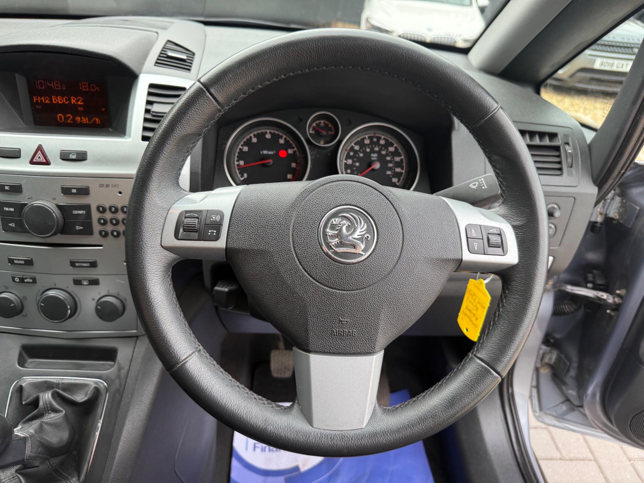 Vauxhall Zafira view 27
