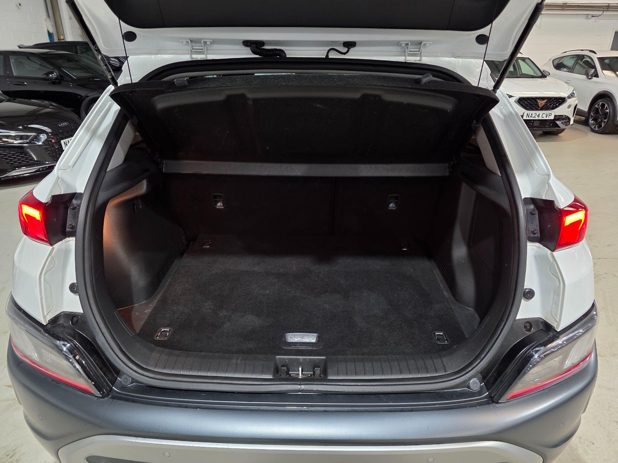 Hyundai Kona view 27