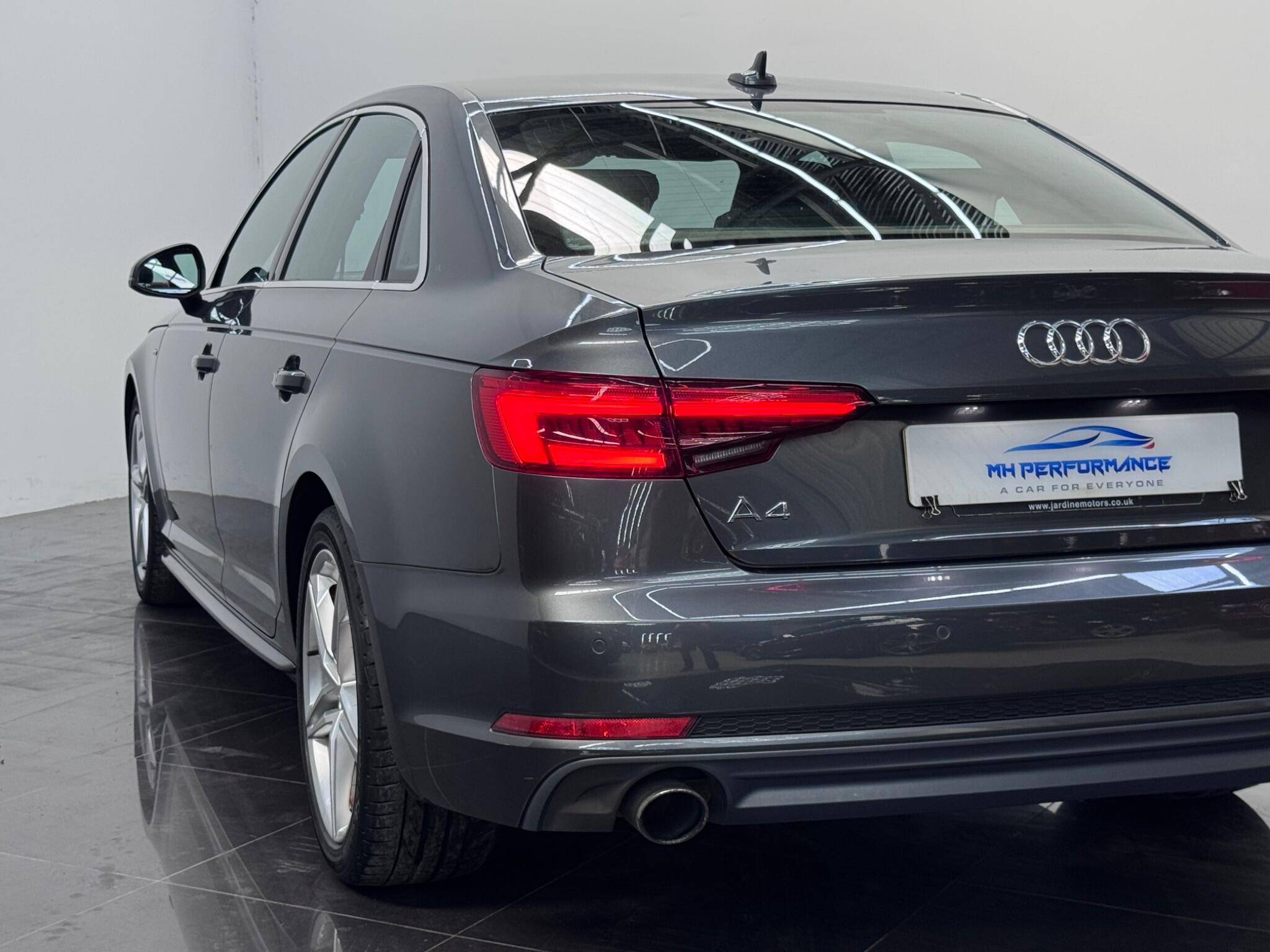 Audi A4 view 18