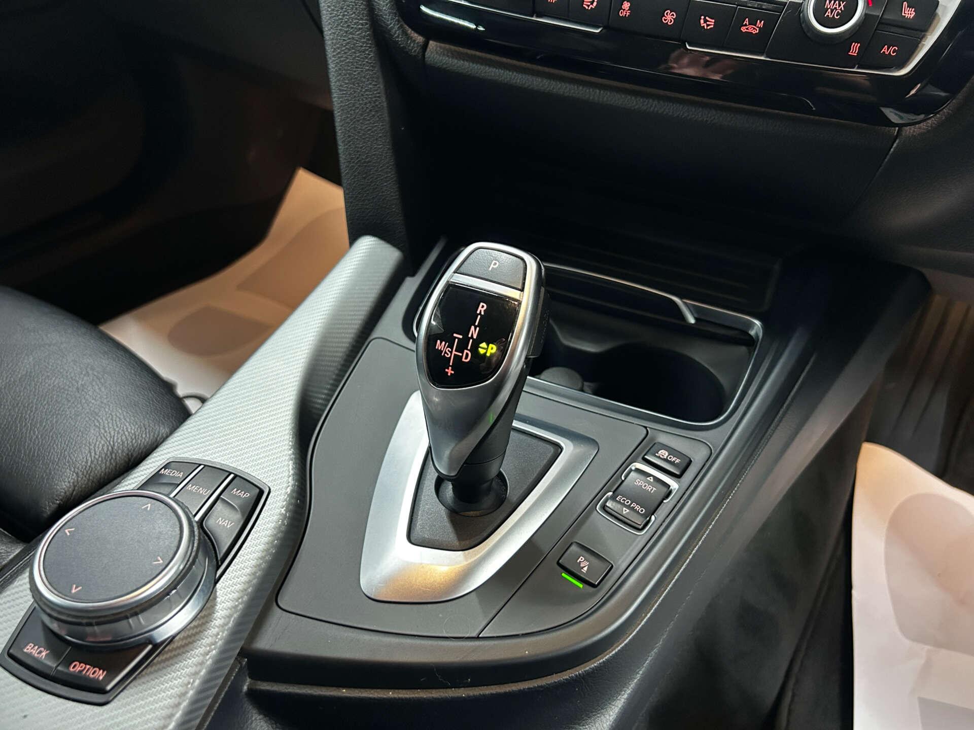 BMW 4 Series view 37