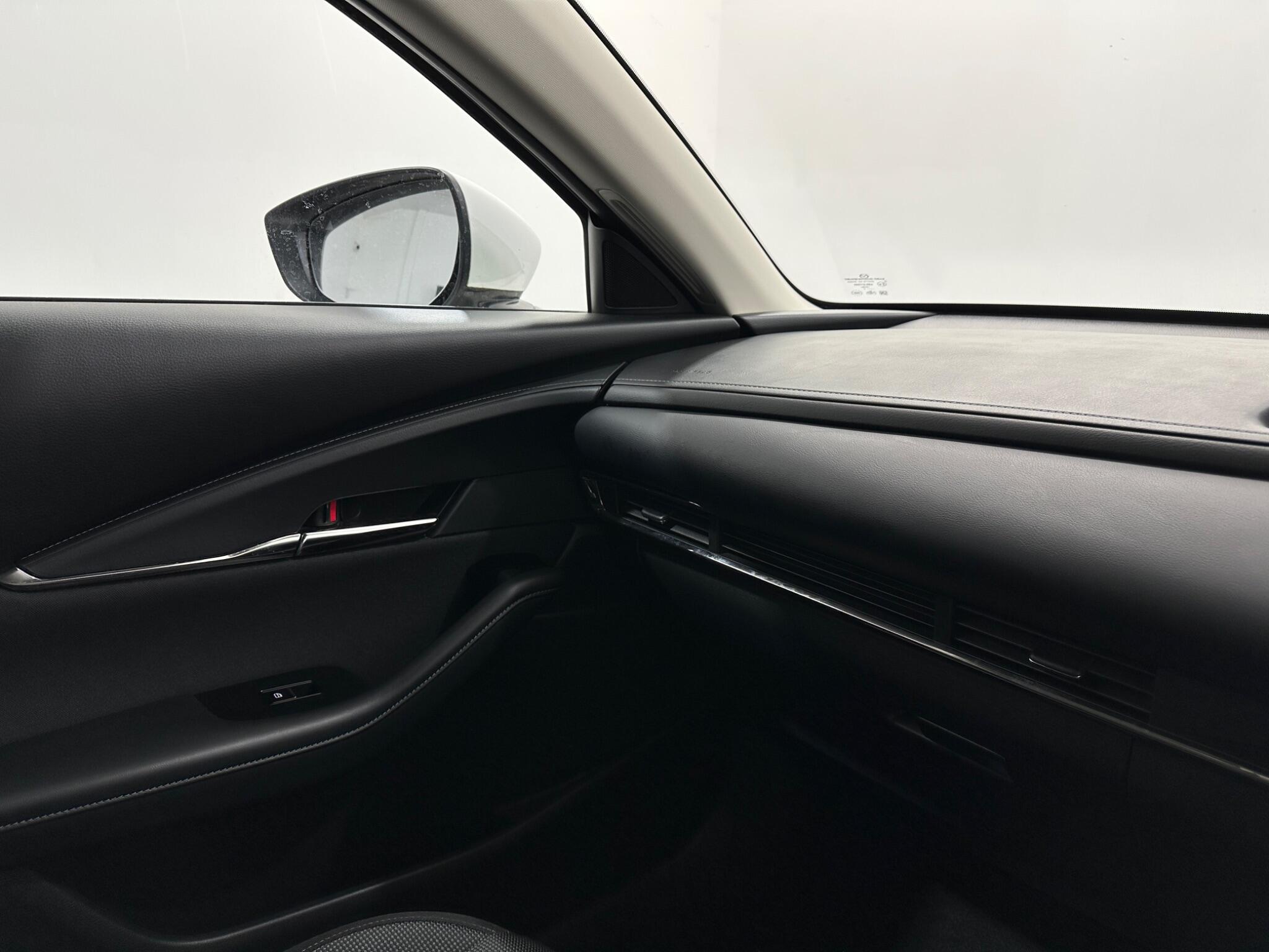 Mazda CX-30 view 28