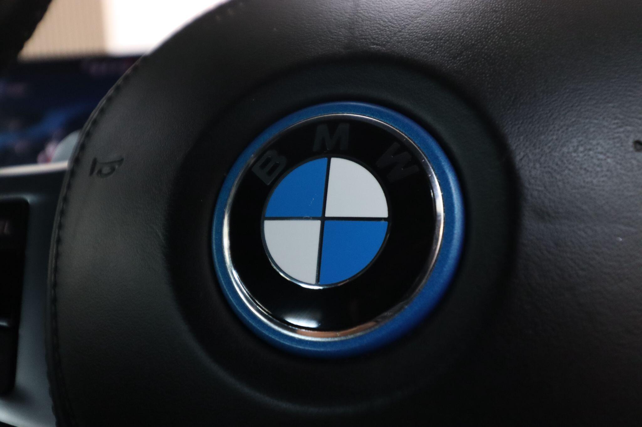 BMW 3 Series view 43