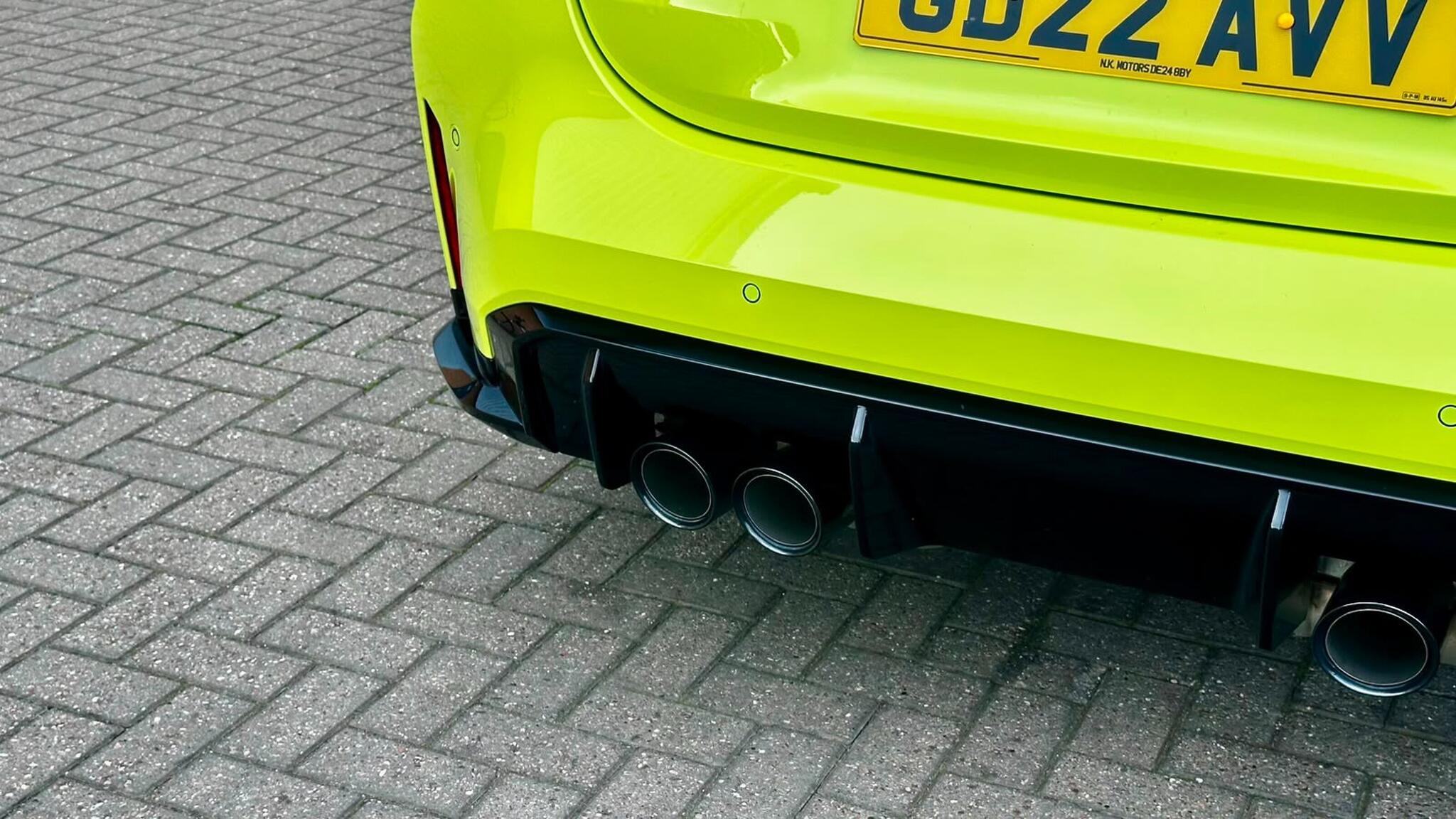 BMW M4 view 25