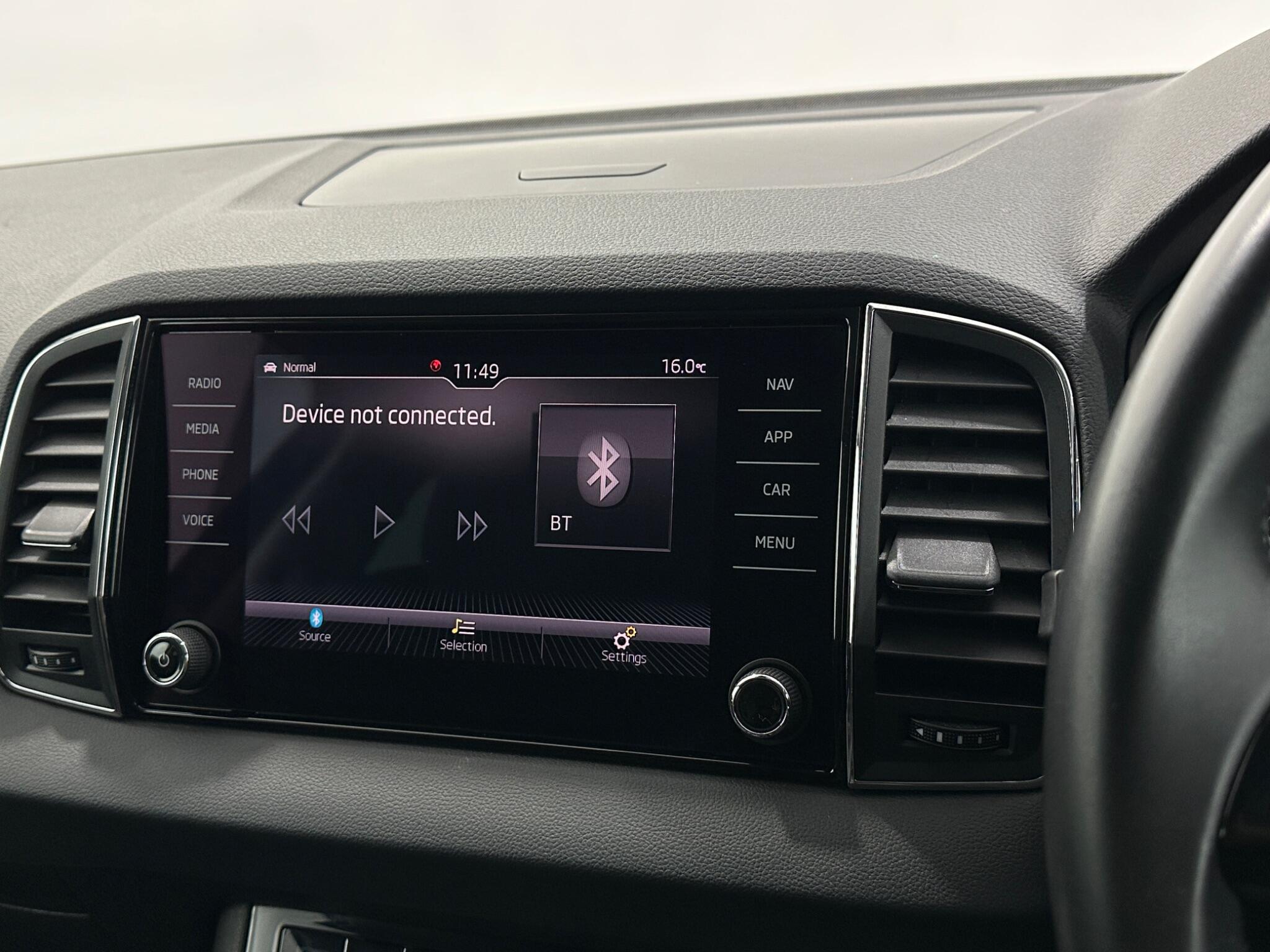 Skoda Karoq view 25