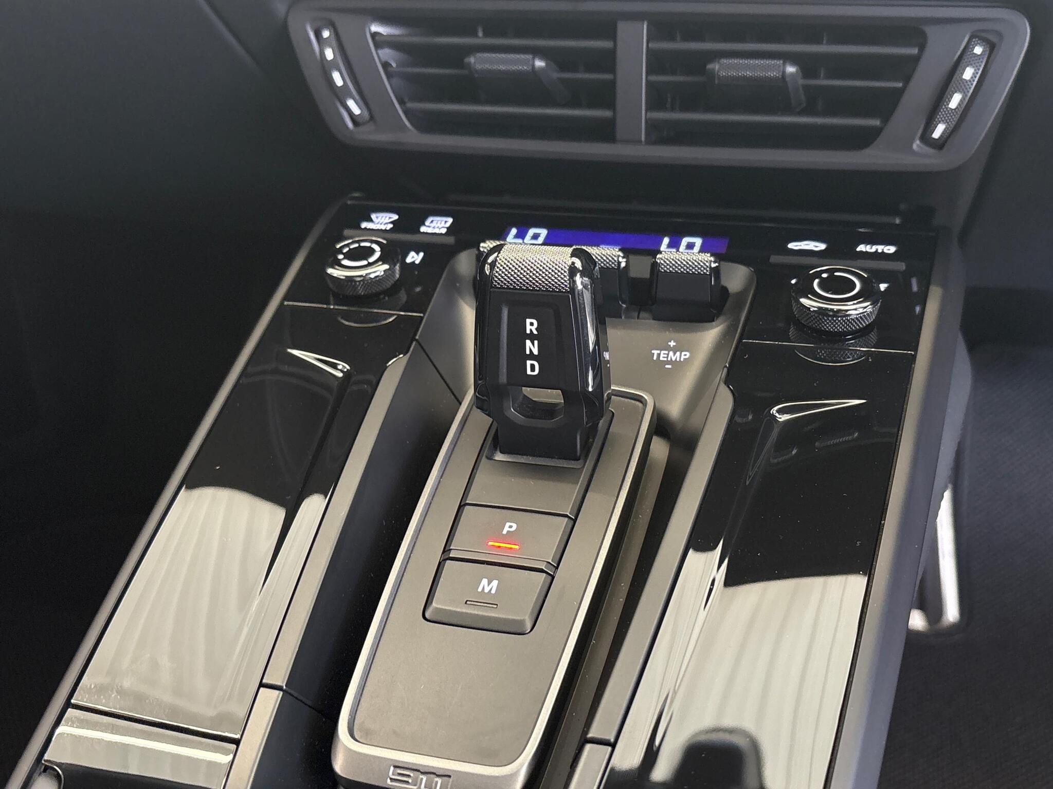 Porsche 911 view 20