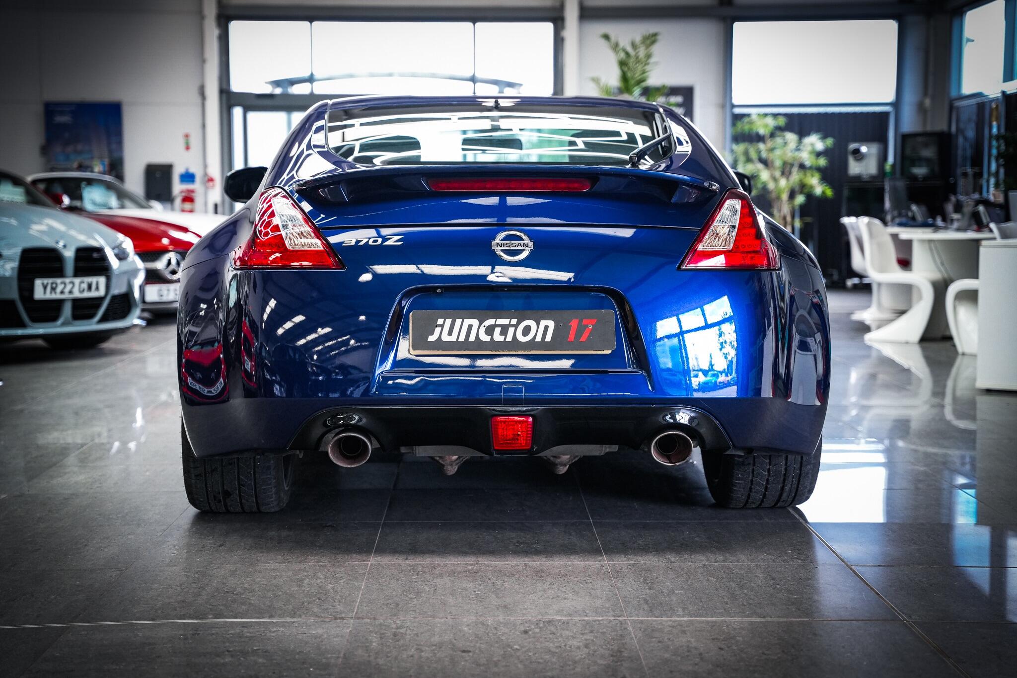 Nissan 370z view 14