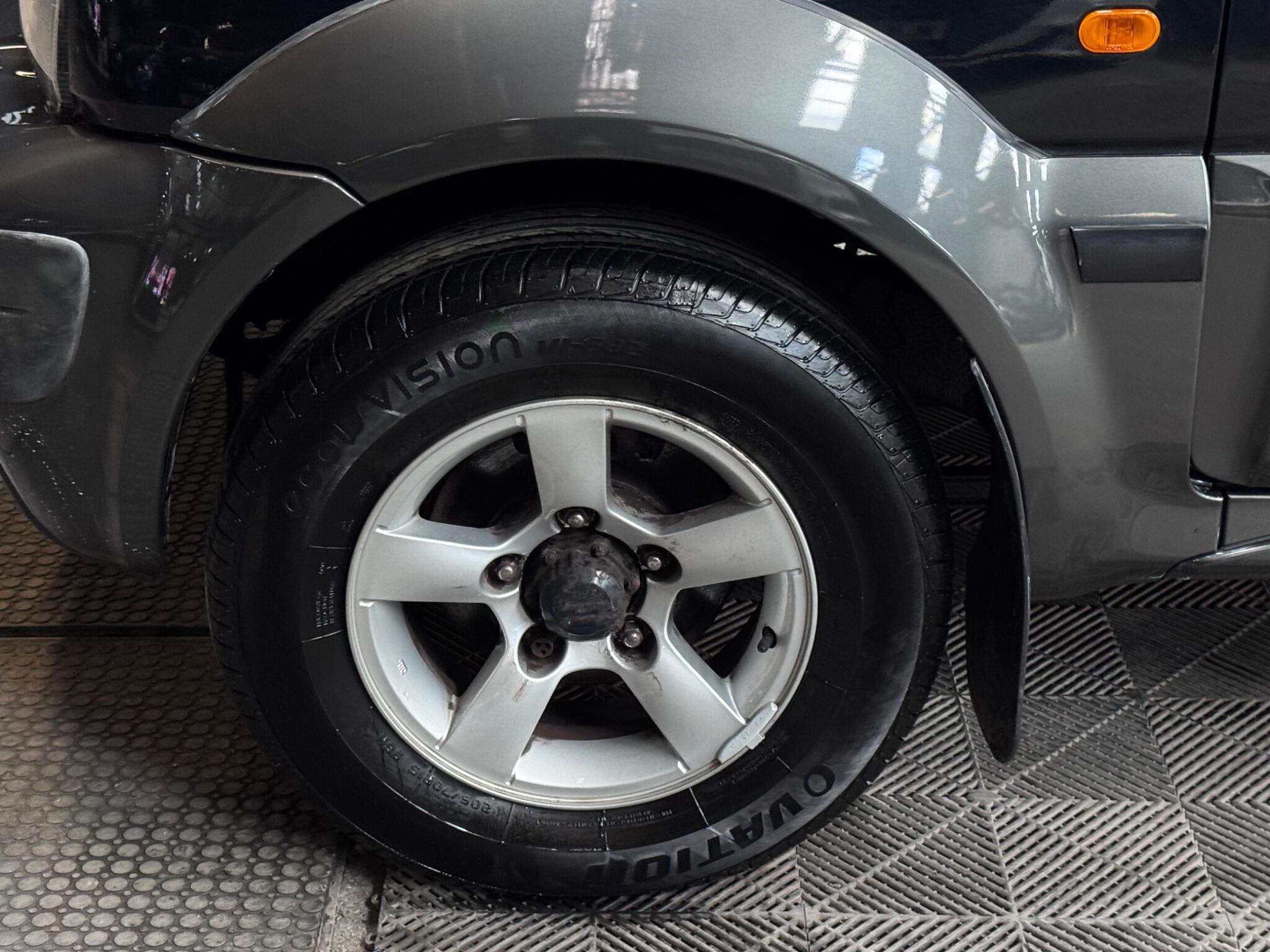 Suzuki Jimny view 49