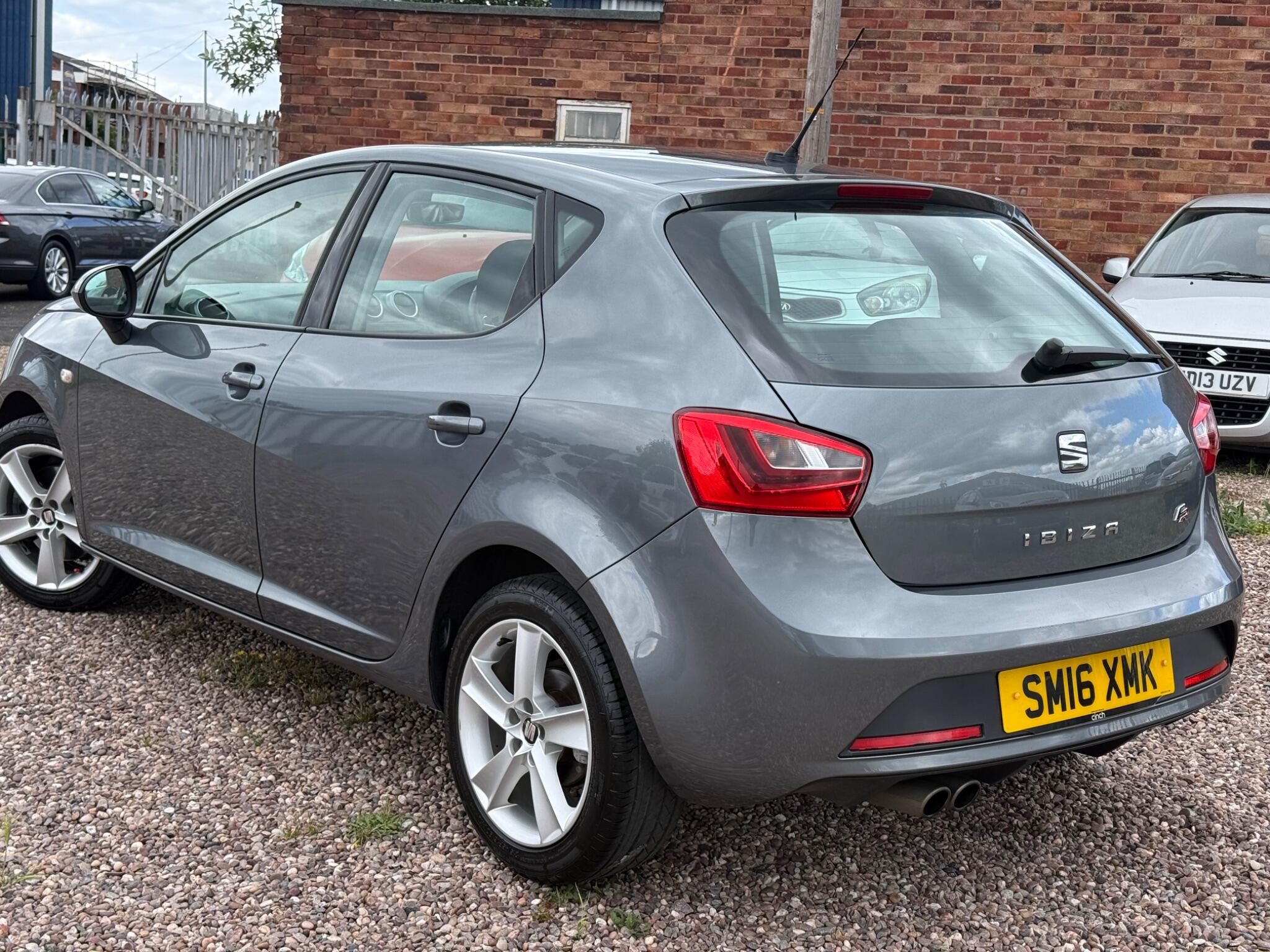 Seat Ibiza view 5