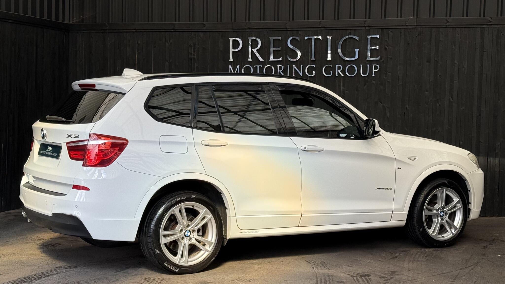 BMW X3 view 12