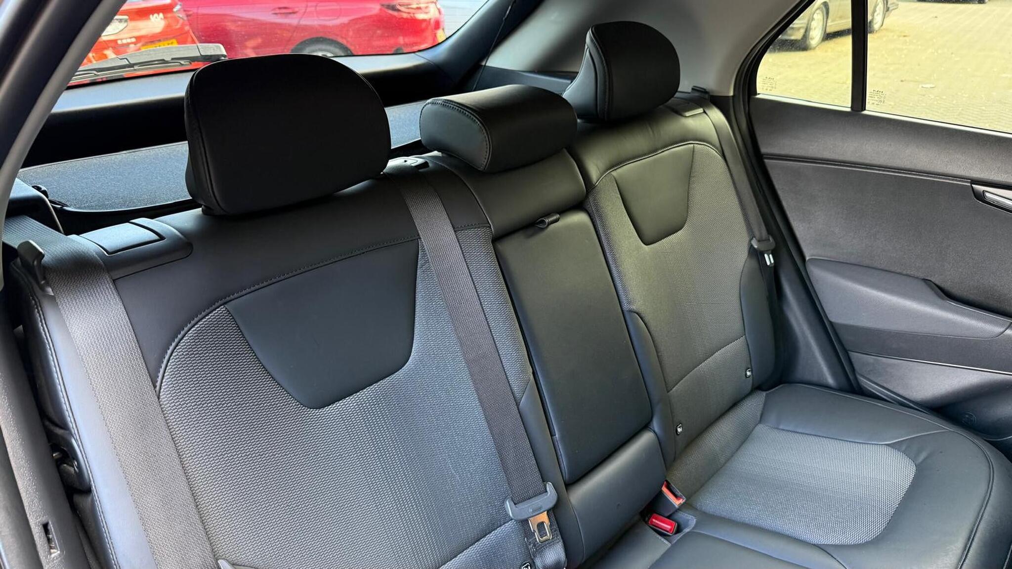 Kia Niro view 27