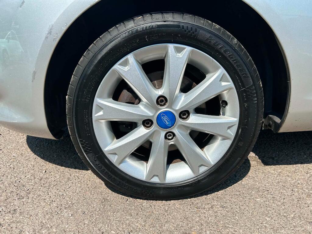 Ford Fiesta view 19