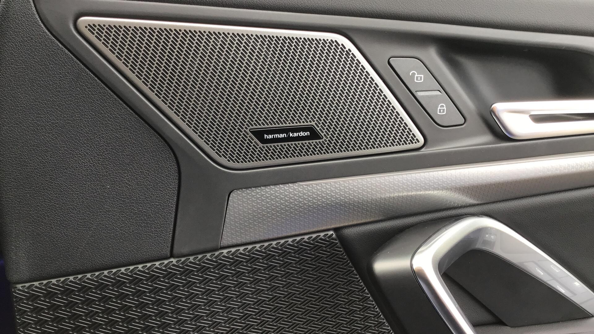 BMW X1 view 28