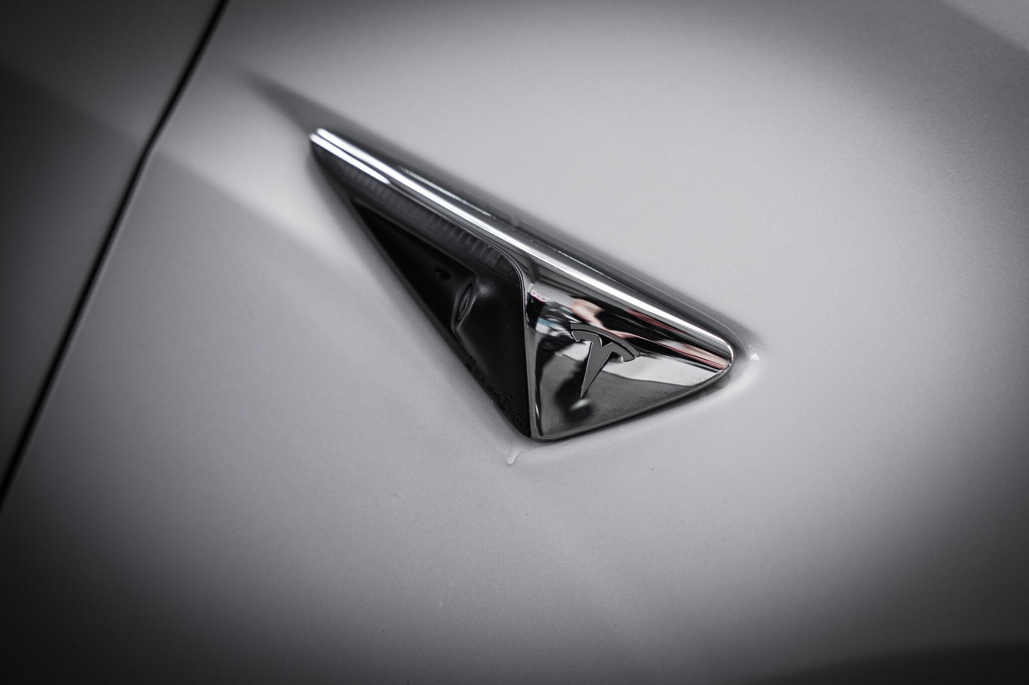 Tesla Model 3 view 35