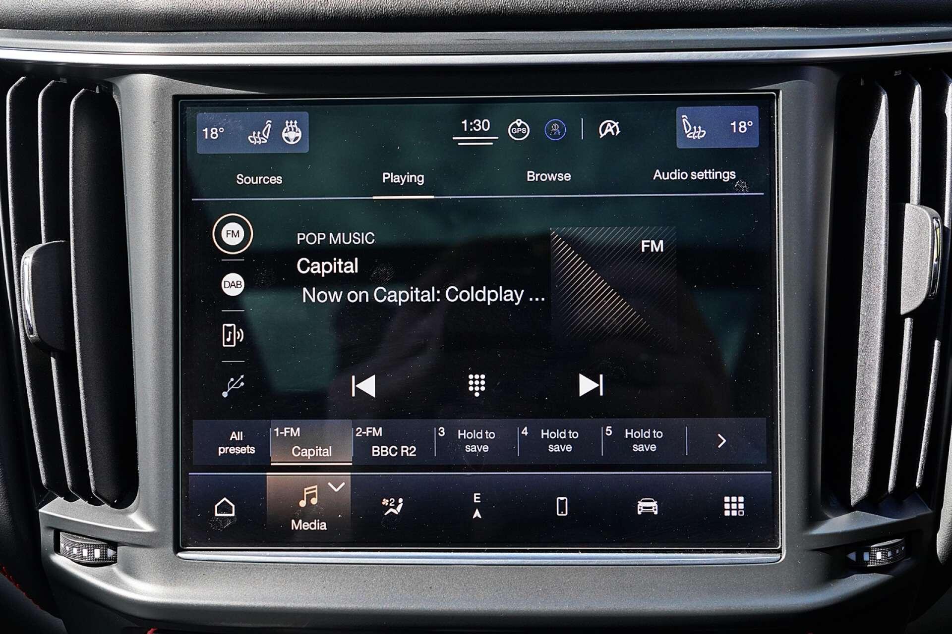 Maserati Levante view 25