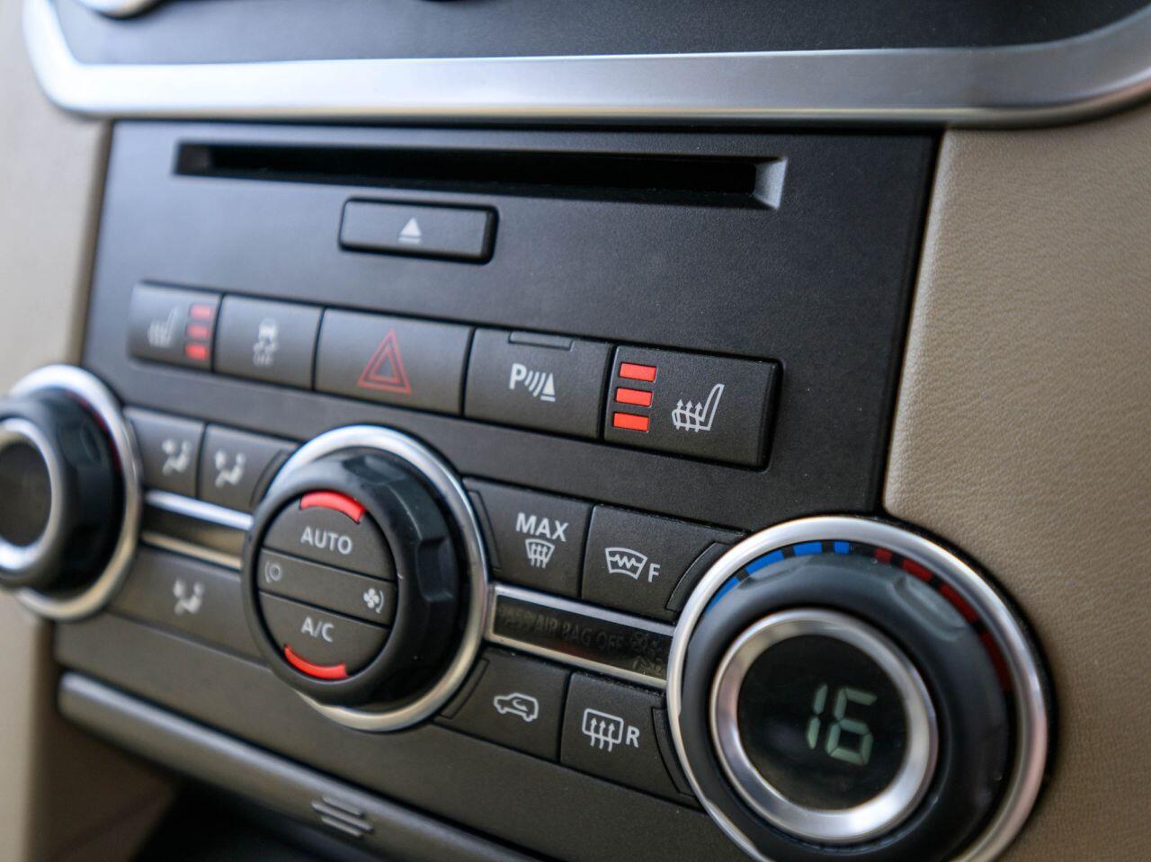 Land Rover Discovery view 31