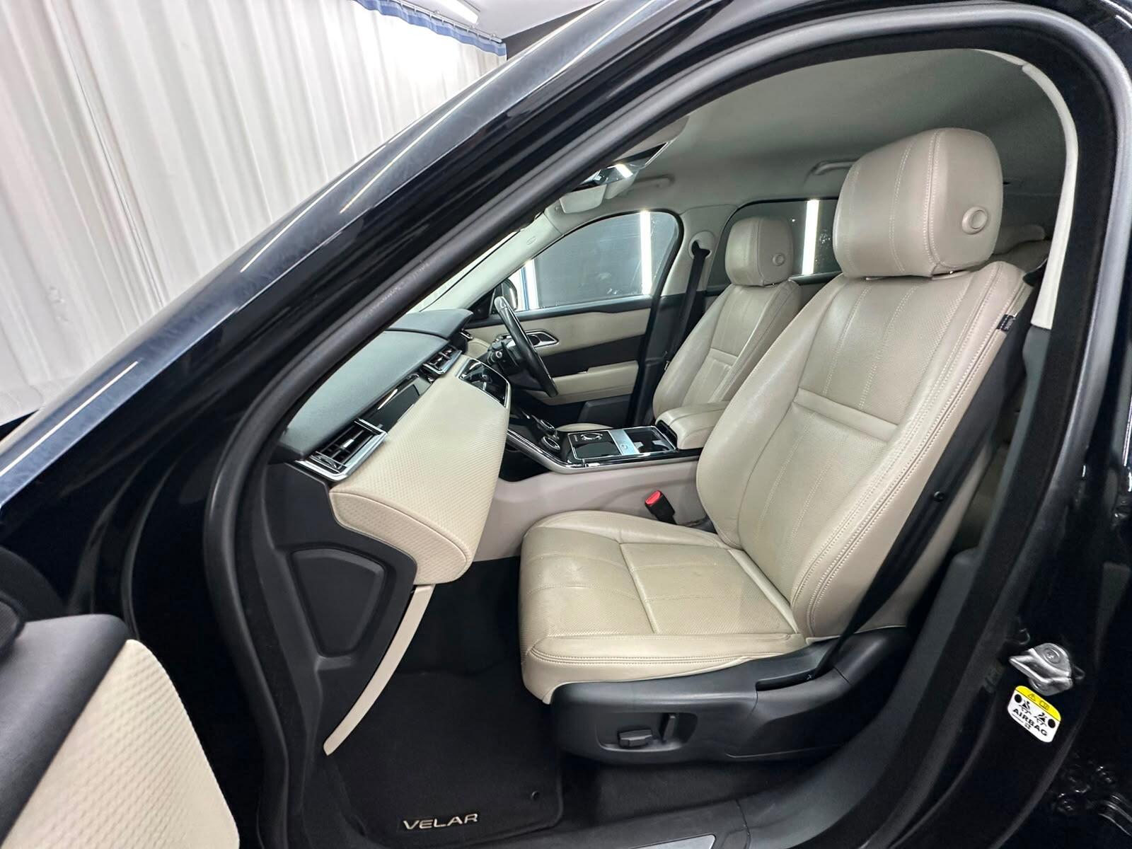 Land Rover Range Rover Velar view 30
