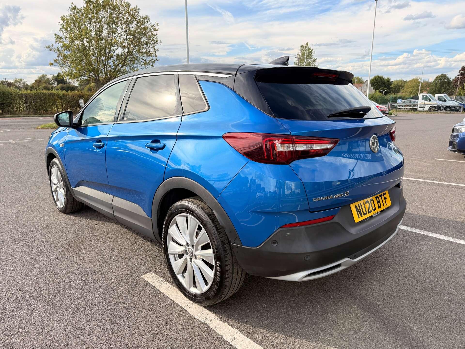 Vauxhall Grandland X view 6