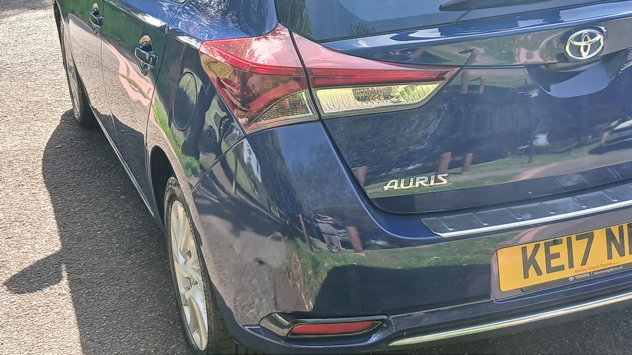 Toyota Auris view 11