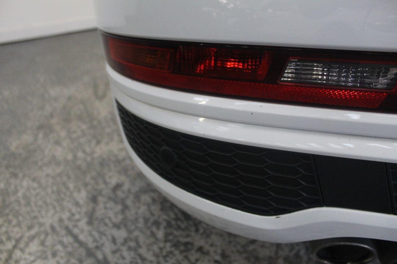 Audi Q3 view 19