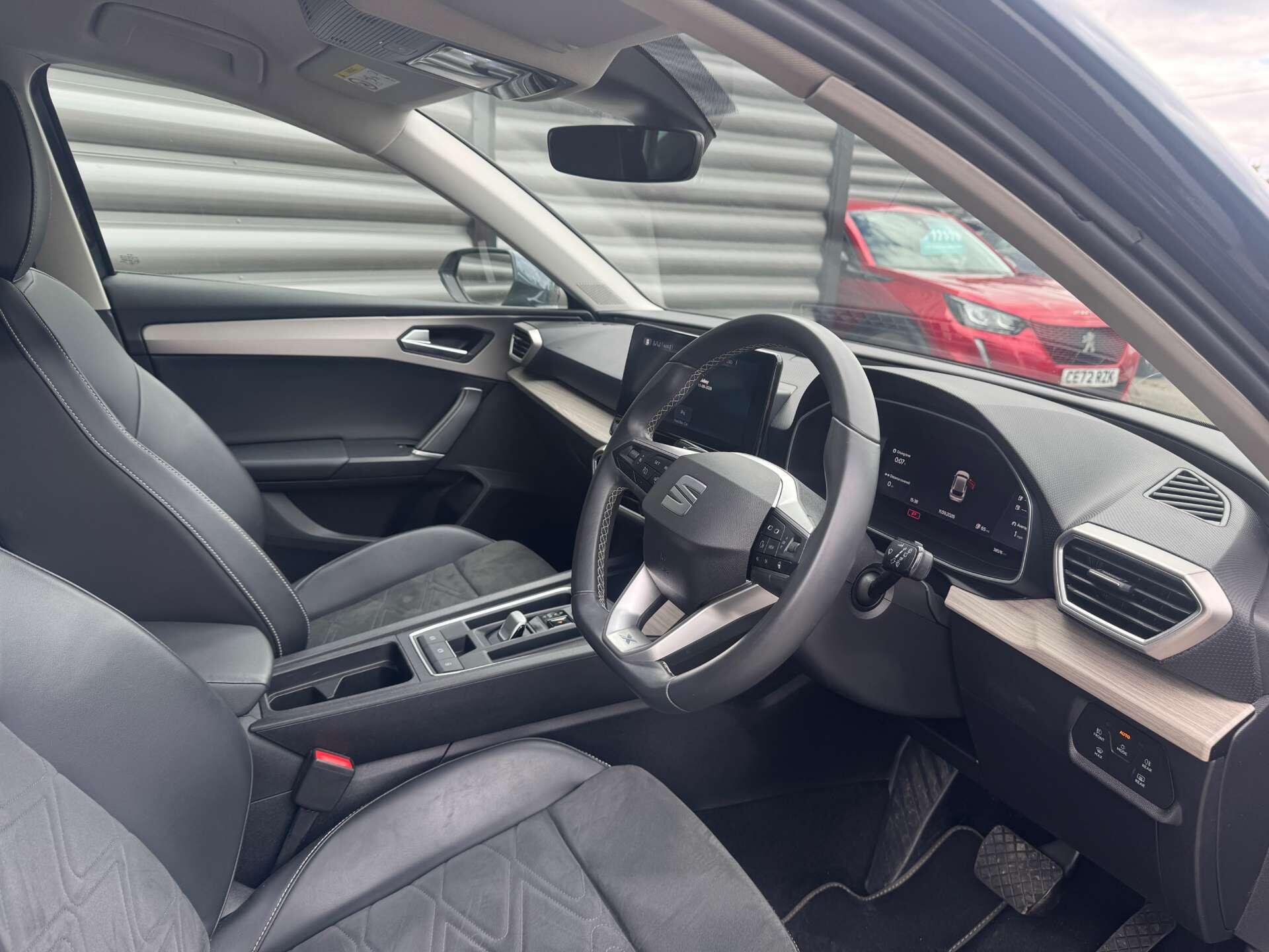 Seat Leon Leon view 14