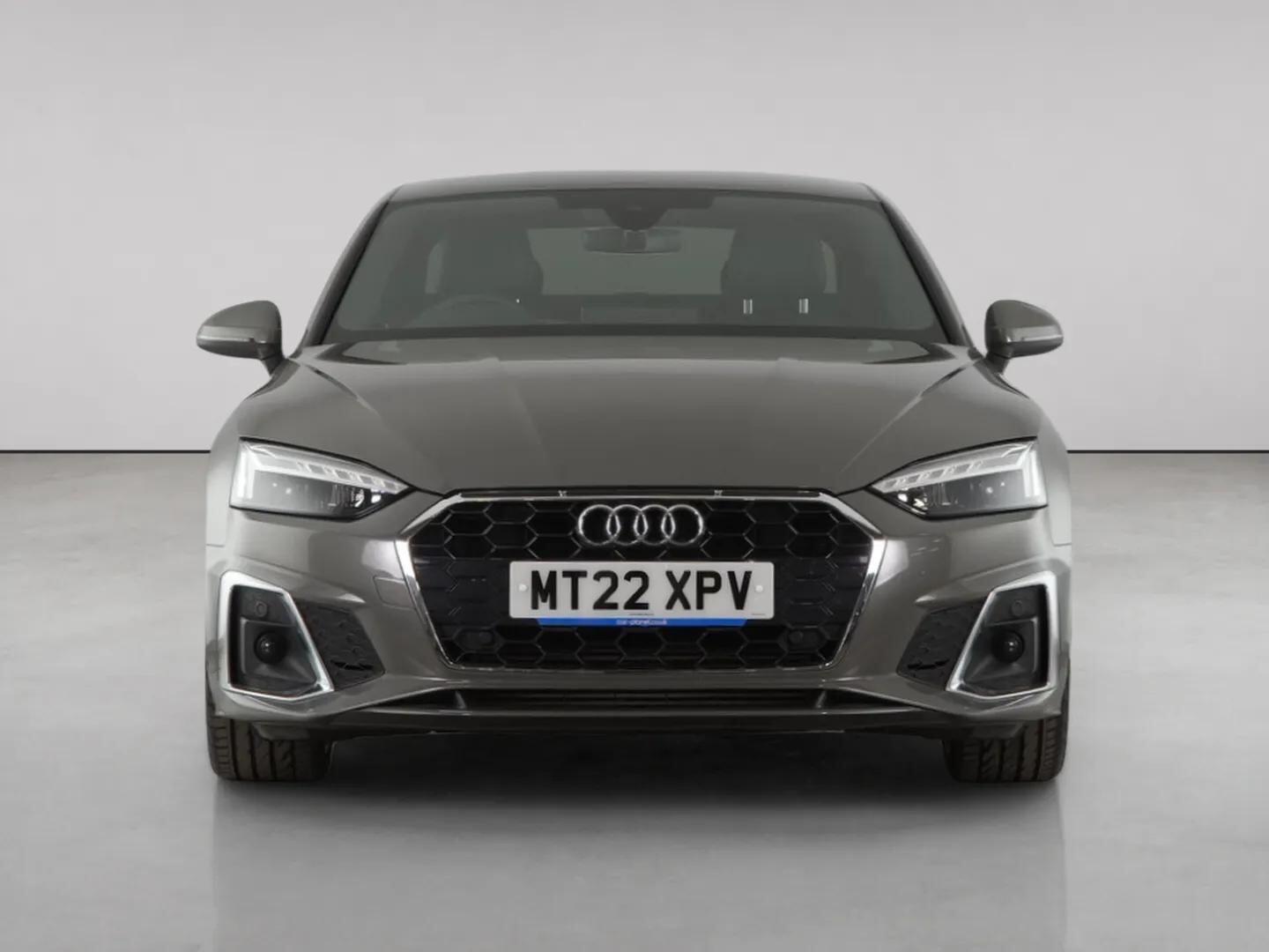 Audi A5 view 5
