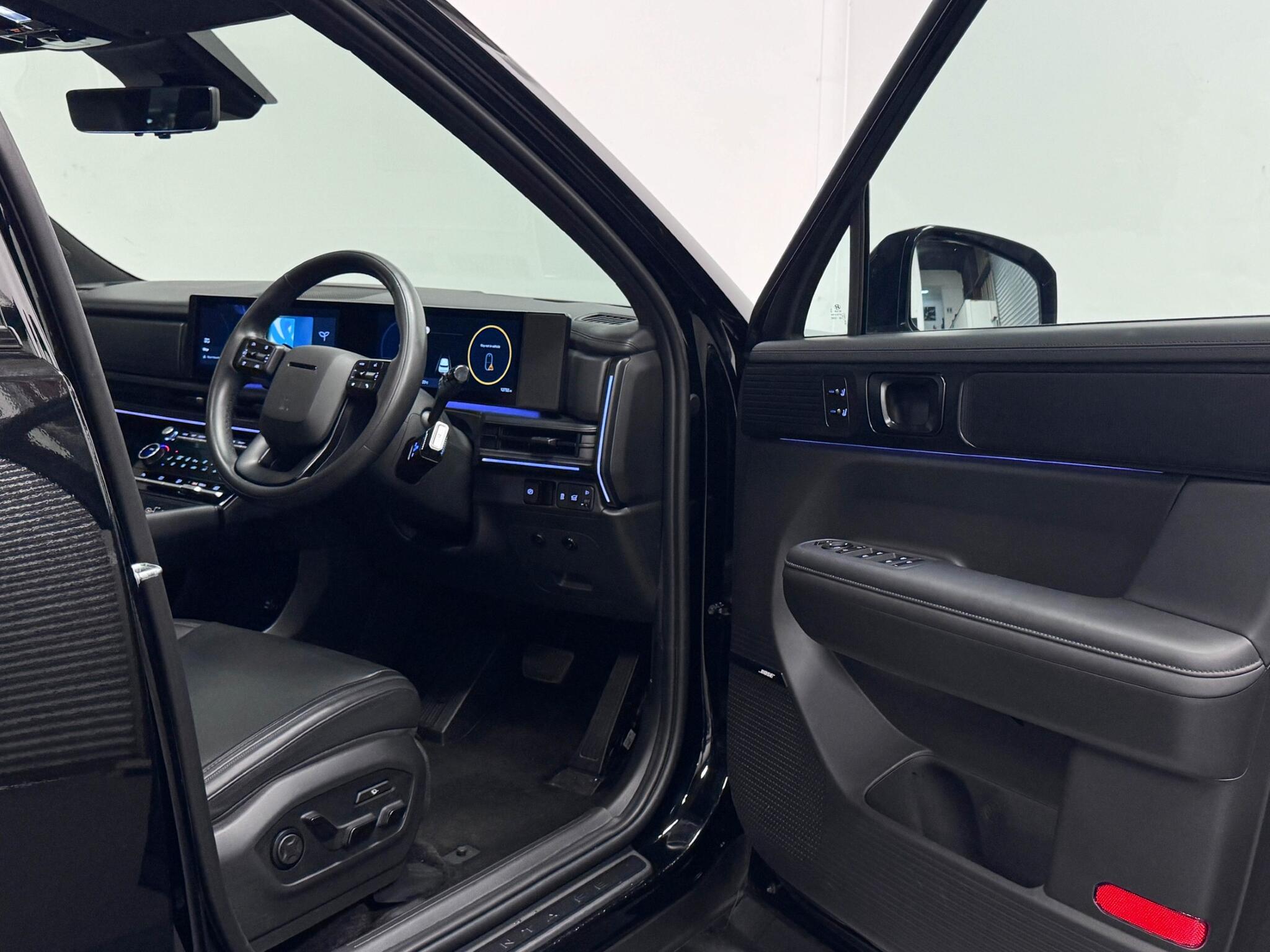 Hyundai Santa Fe view 40