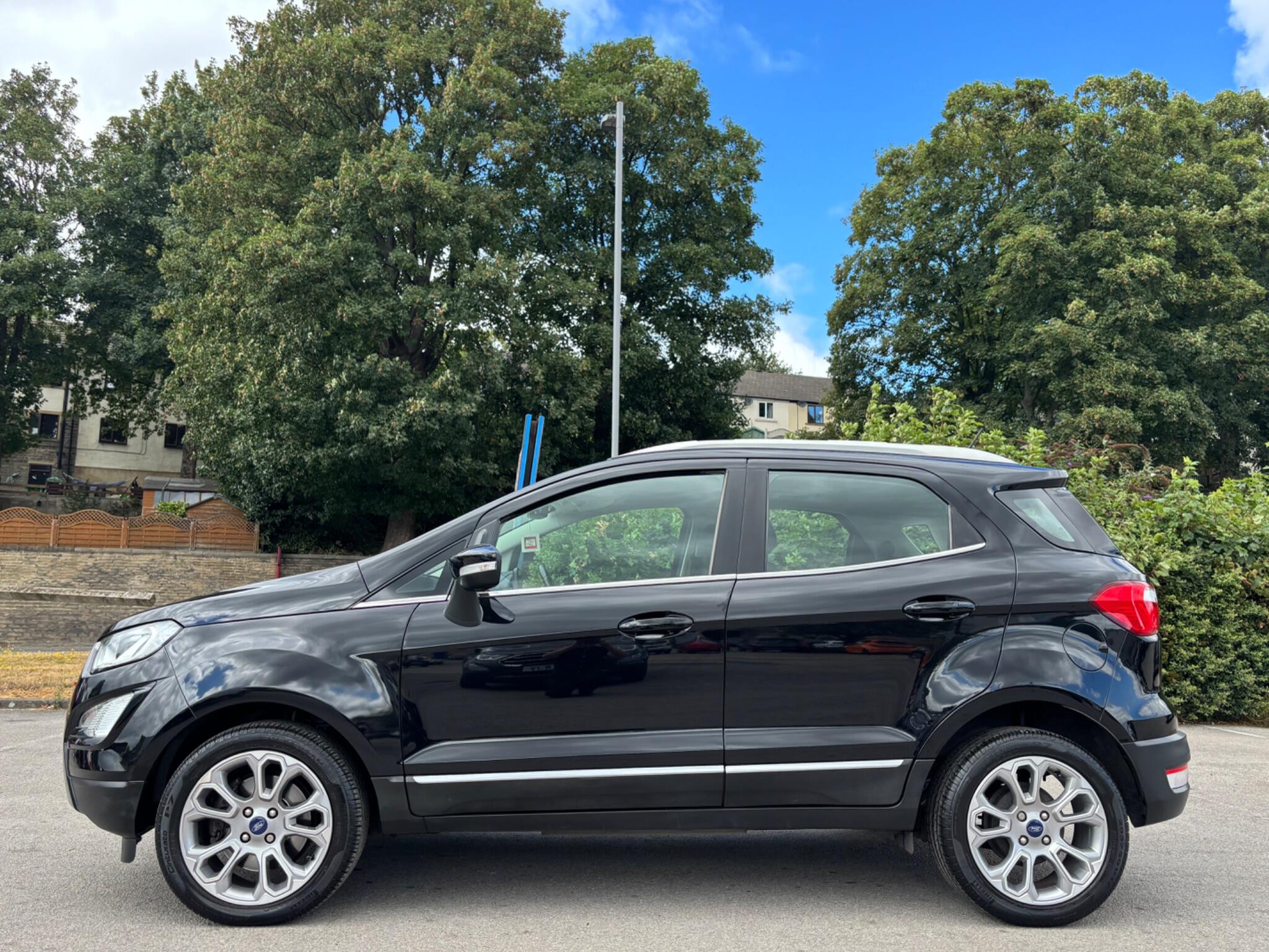Ford Ecosport view 5