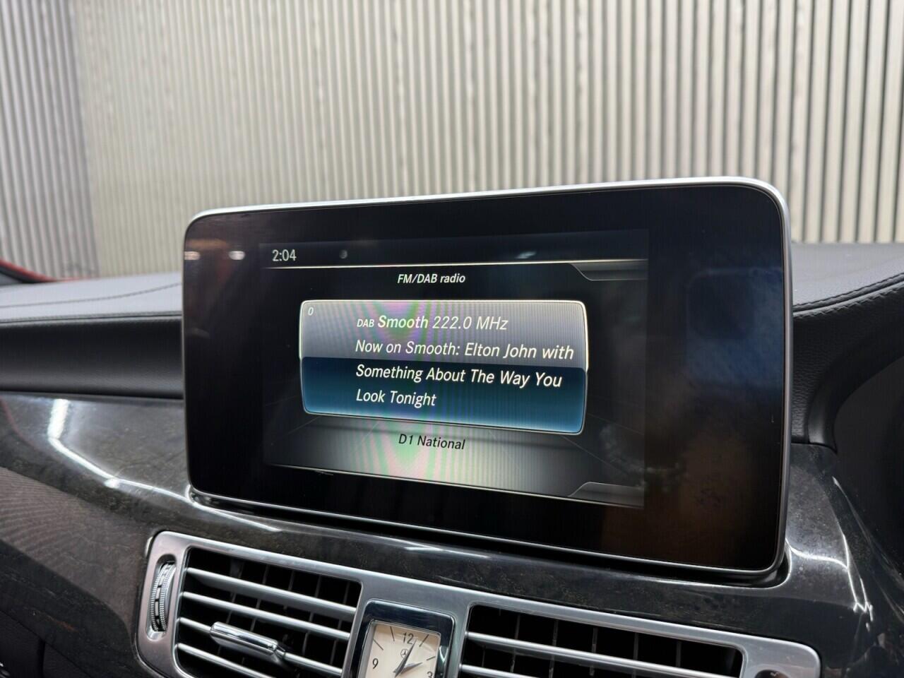 Mercedes-Benz CLS view 19