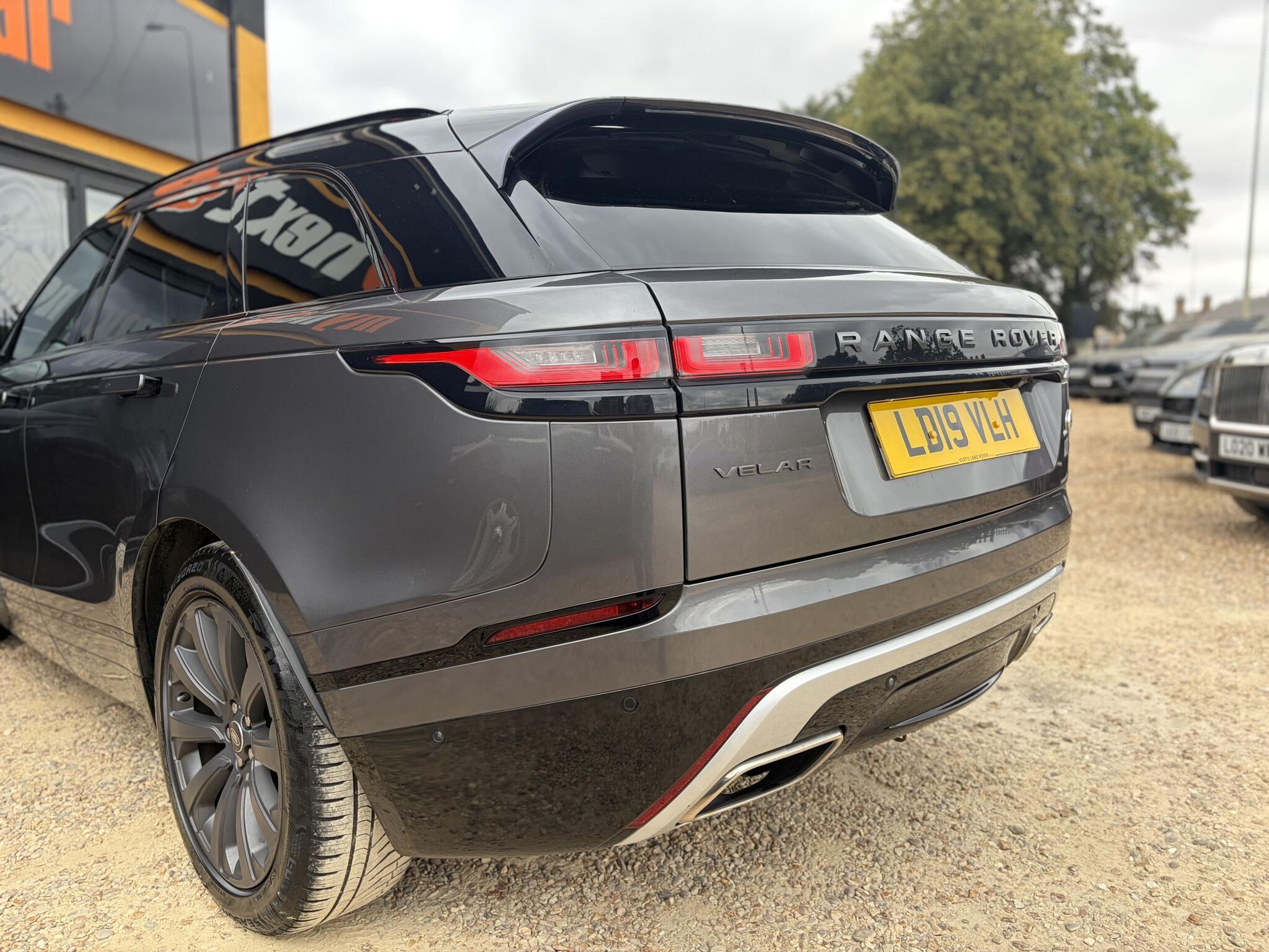 Land Rover Range Rover Velar view 10