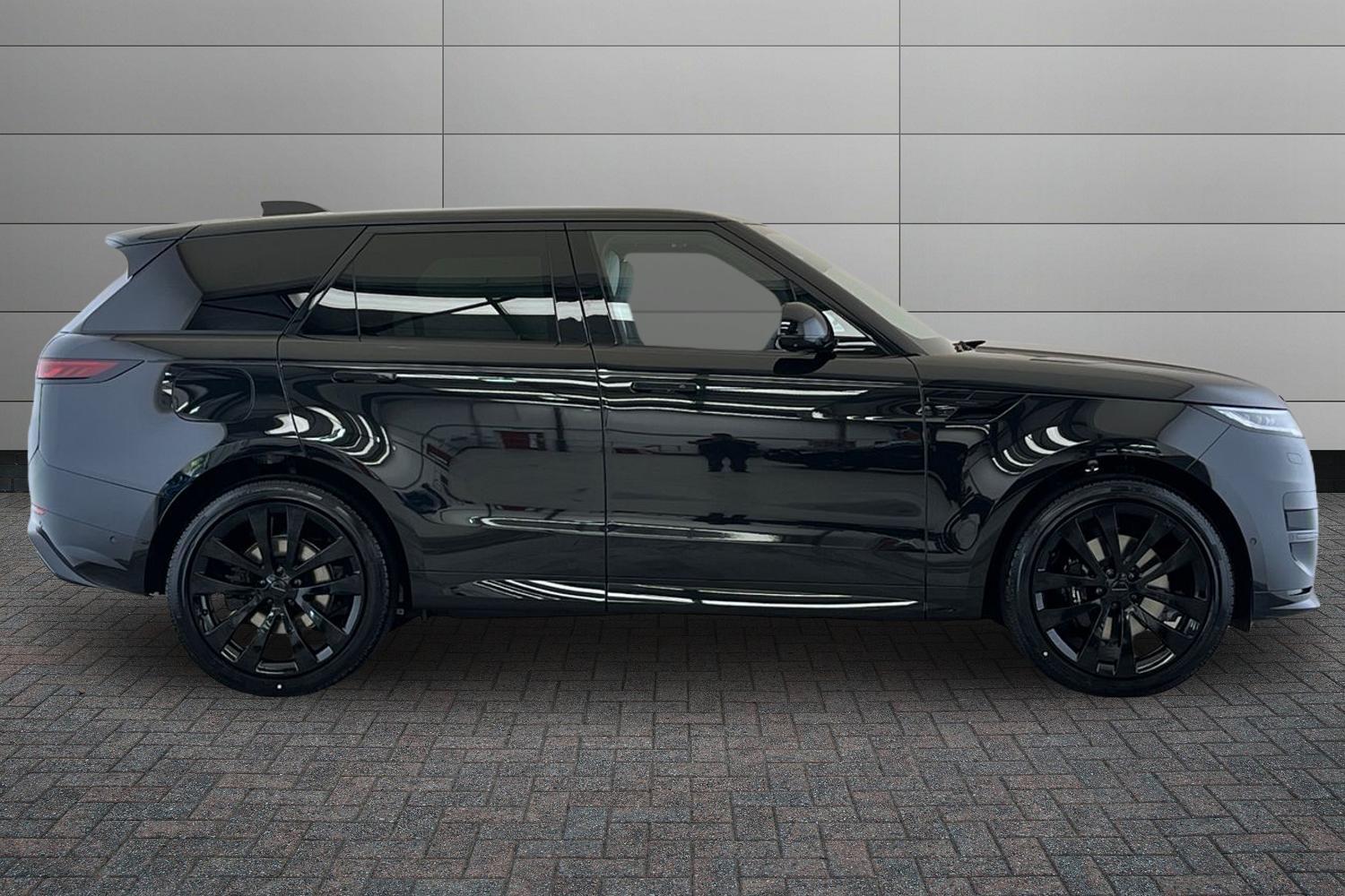 Land Rover Range Rover Sport view 5