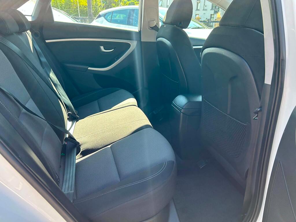 Hyundai I30 view 12