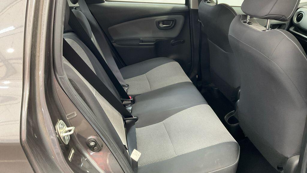 Toyota Yaris view 7