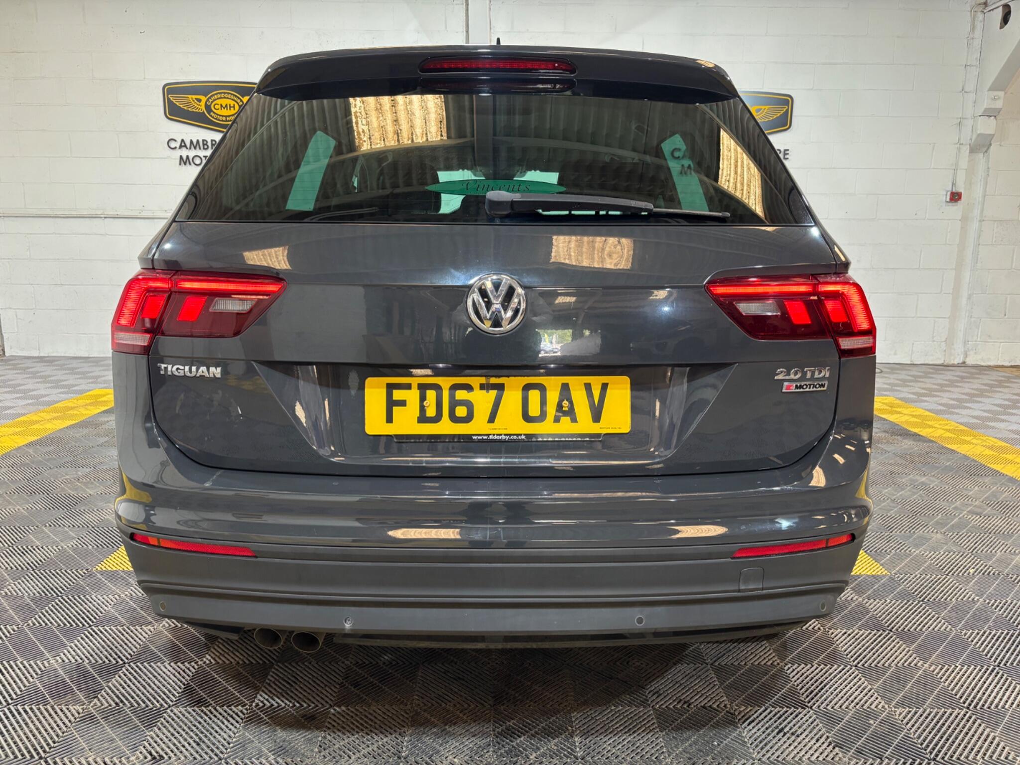 Volkswagen Tiguan view 86